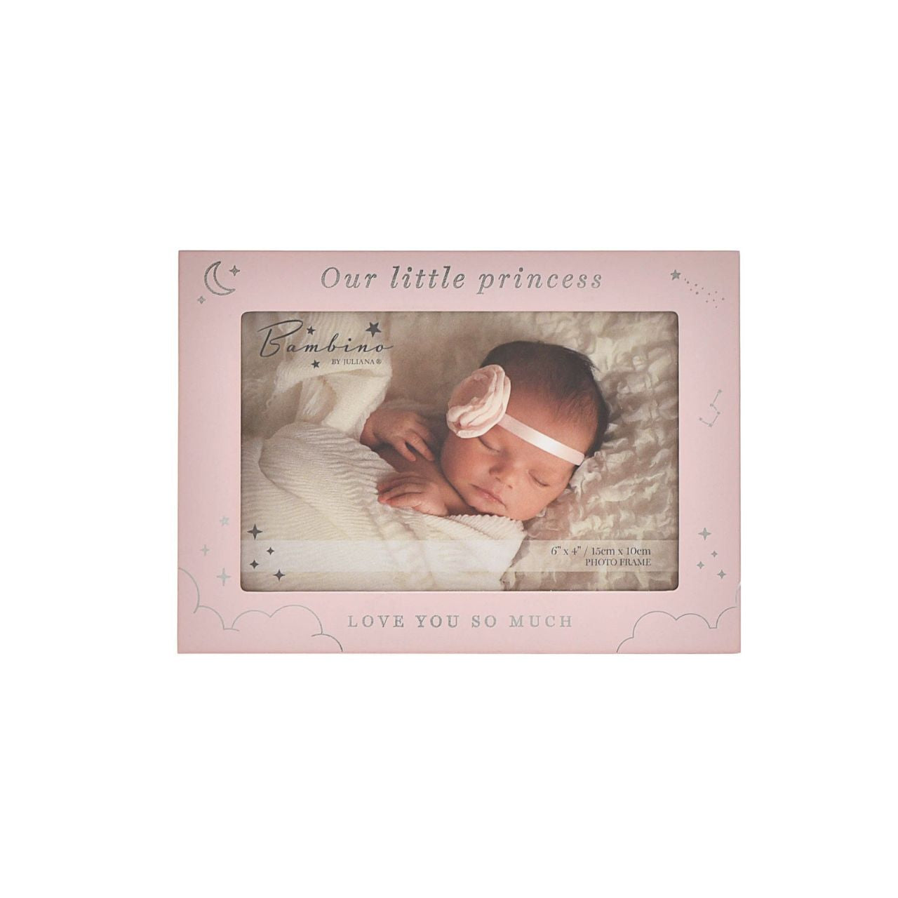 This exquisite landscape frame is an optimal way to beautifully present the photographs of a new-born daughter.