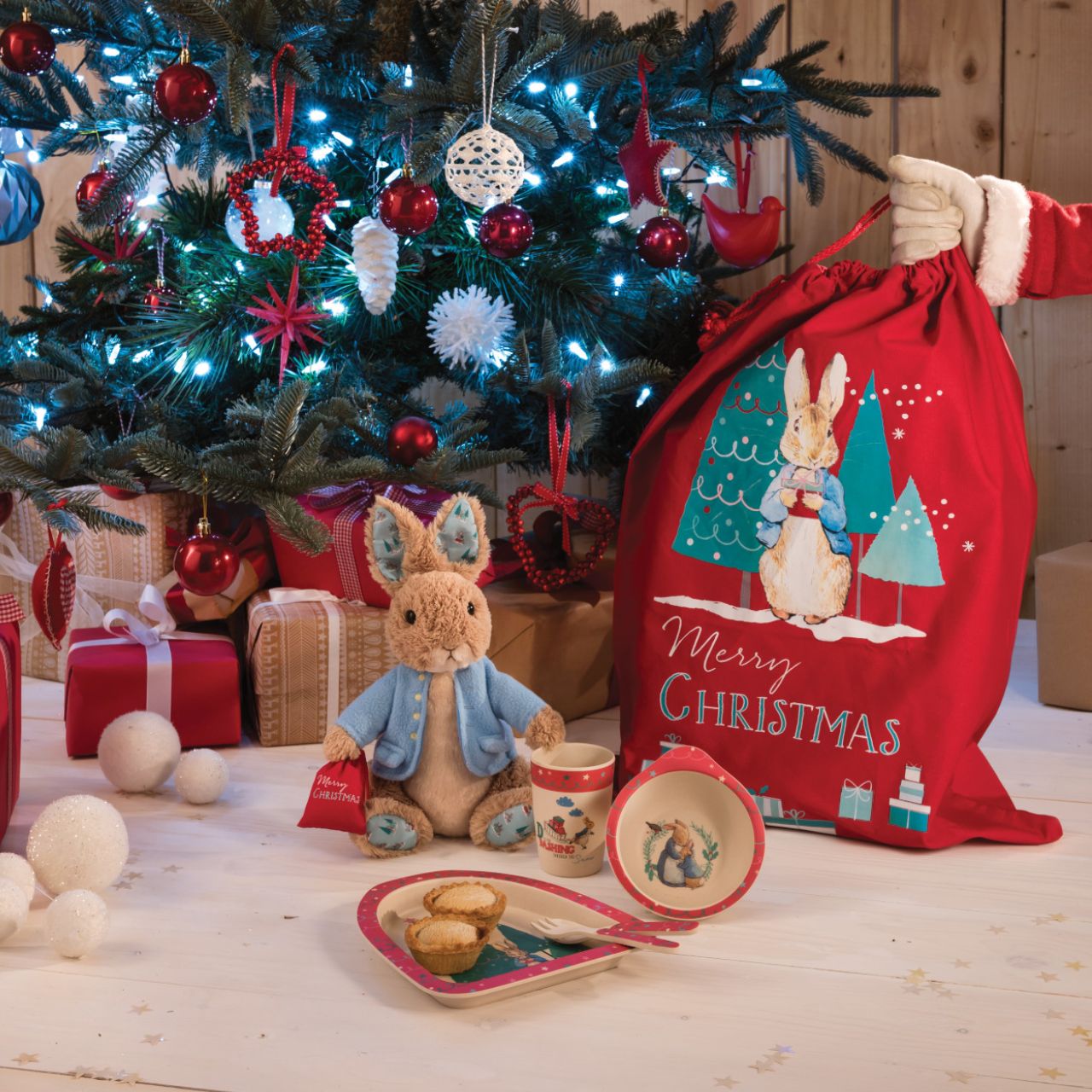 Beatrix Potter Peter Rabbit Christmas Sack This Charming Peter Rabbit Christmas sack makes a brilliant alternative to a Christmas stocking, so why not make a new tradition this Christmas. Made of 100% cotton, this Christmas sack is durable and can be used year after year. It is large enough to fit lots of presents in for Christmas morning and looks great underneath the tree.