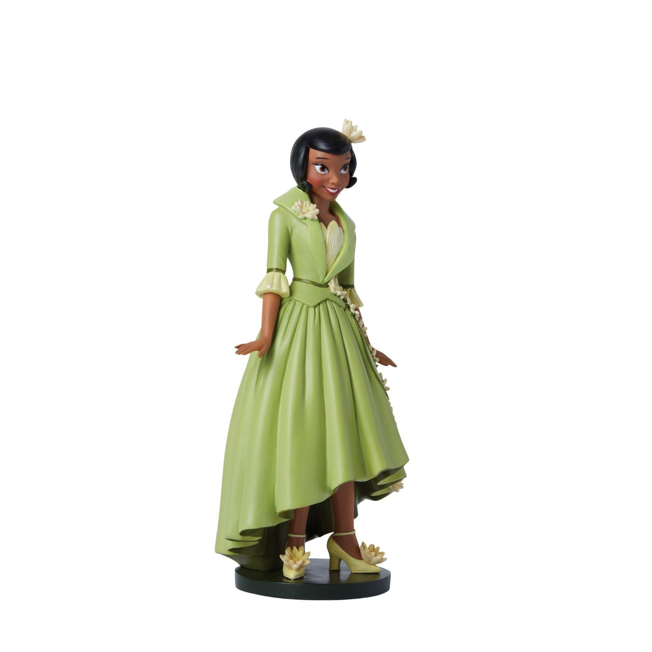 Part of the Disney Showcase Botanical collection, the Botanical Tiana figurine sees Disney's iconic princess from The Princess and the Frog in her iconic green dress adorned with delicate yellow flowers.