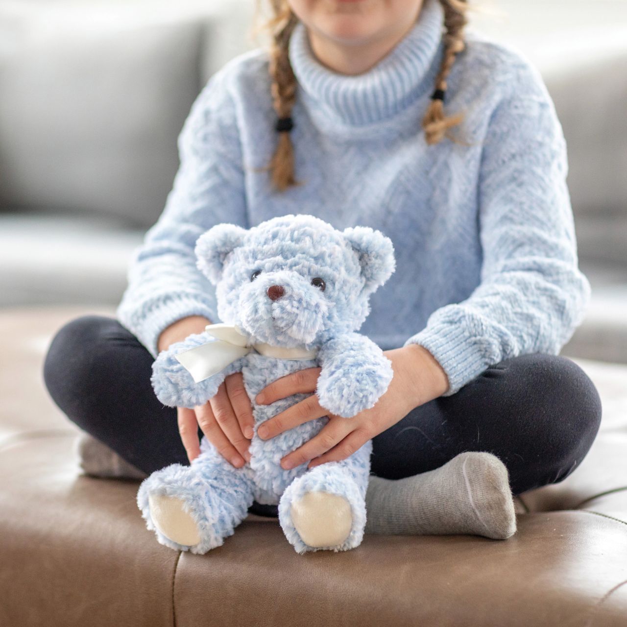 Adored by teddy bear lovers young and old, each Boyds Bears heirloom will paw prints on your heart. The super soft Teddy Lil' Sugarplum is part of the Boyds Bears 45th anniversary collection.