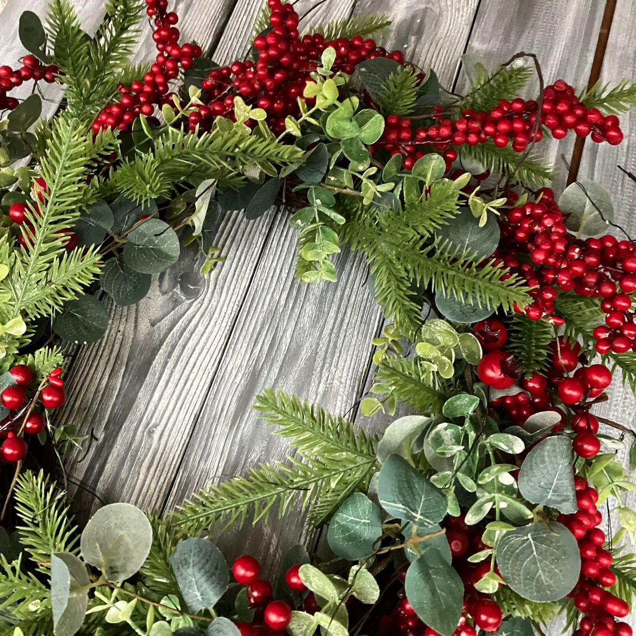 Kaemingk Christmas LED Wreath Willow Red Berries - Outdoor New for this year is a premium pre-lit wreath decorated with holly and berries to add an extra touch of class to your home.