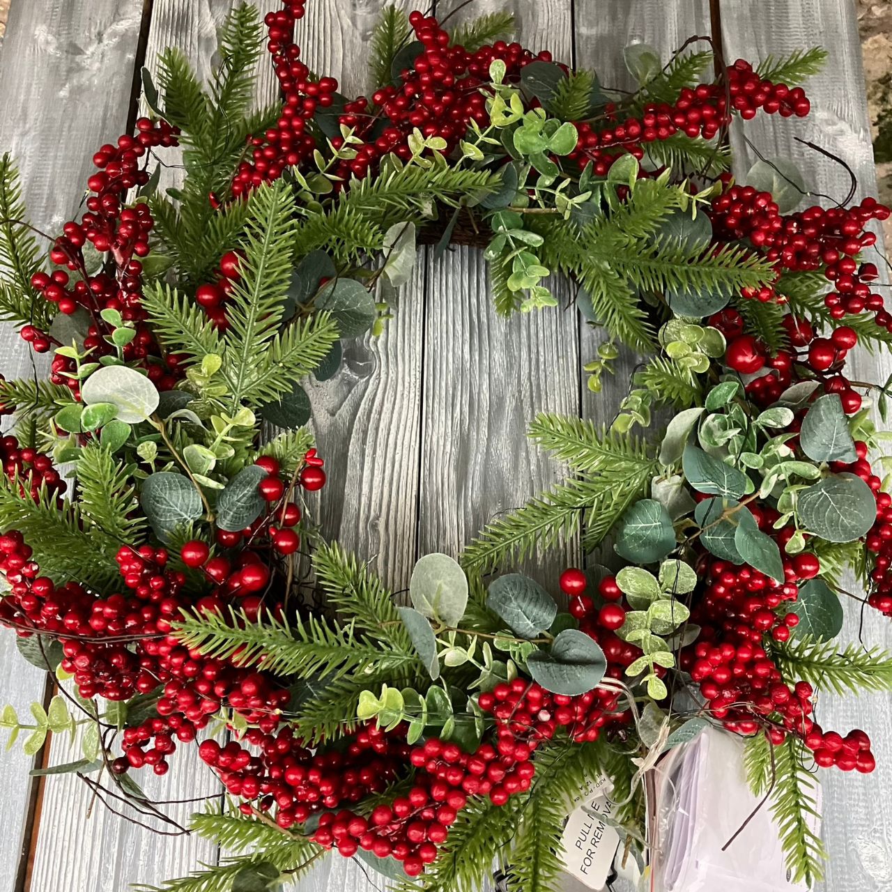 Kaemingk Christmas LED Wreath Willow Red Berries - Outdoor New for this year is a premium pre-lit wreath decorated with holly and berries to add an extra touch of class to your home.