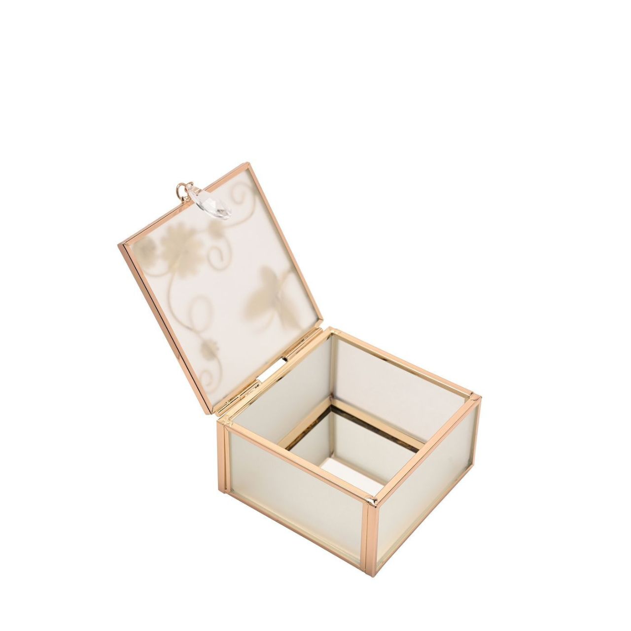 This exquisite glass box features an elegant floral meadow design on the lid. With its sturdy yet delicate craftsmanship, compact shape and stunning design, this trinket box makes a beautiful addition to any bedroom or dressing table.