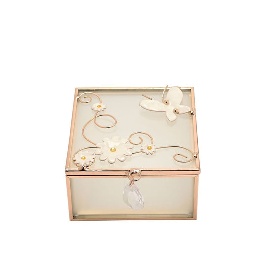 This exquisite glass box features an elegant floral meadow design on the lid. With its sturdy yet delicate craftsmanship, compact shape and stunning design, this trinket box makes a beautiful addition to any bedroom or dressing table.