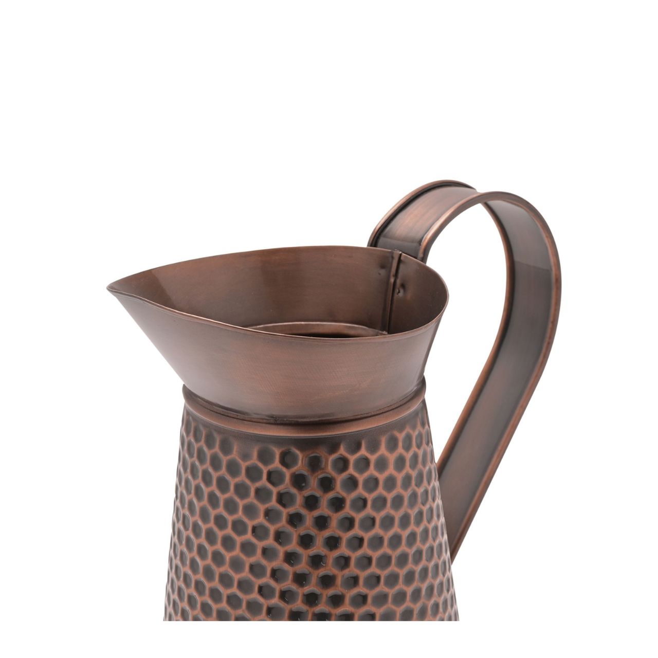 In a rich and earthy brown colour, this watering can exude a traditional and rustic aesthetic that seamlessly blends with garden décor.