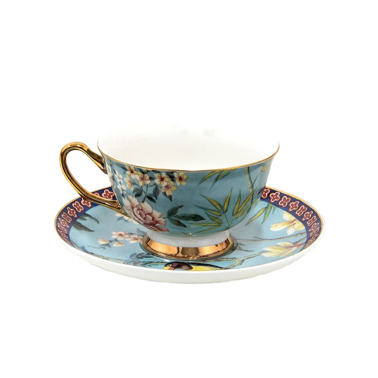 An elegant high-tea or simply a tea lover? Your tea will taste even better with our cups and saucers! Our cups come in the most unique designs; covered with antique, vintage, or cute prints. But we also have plain cups and saucers with a stylish design for those who don’t like prints that much. Great for a cup of cappuccino!