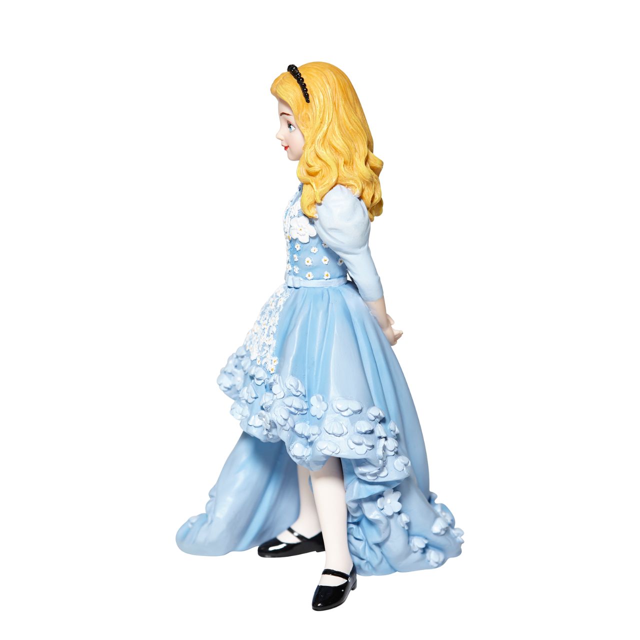 Celebrate the 70th Anniversary of Disney's animated classic film Alice in Wonderland with Alice as she's never been seen before. Part of the Disney Couture de Force Collection, Alice is the talk of Wonderland in her fashion forward tea party dress. 