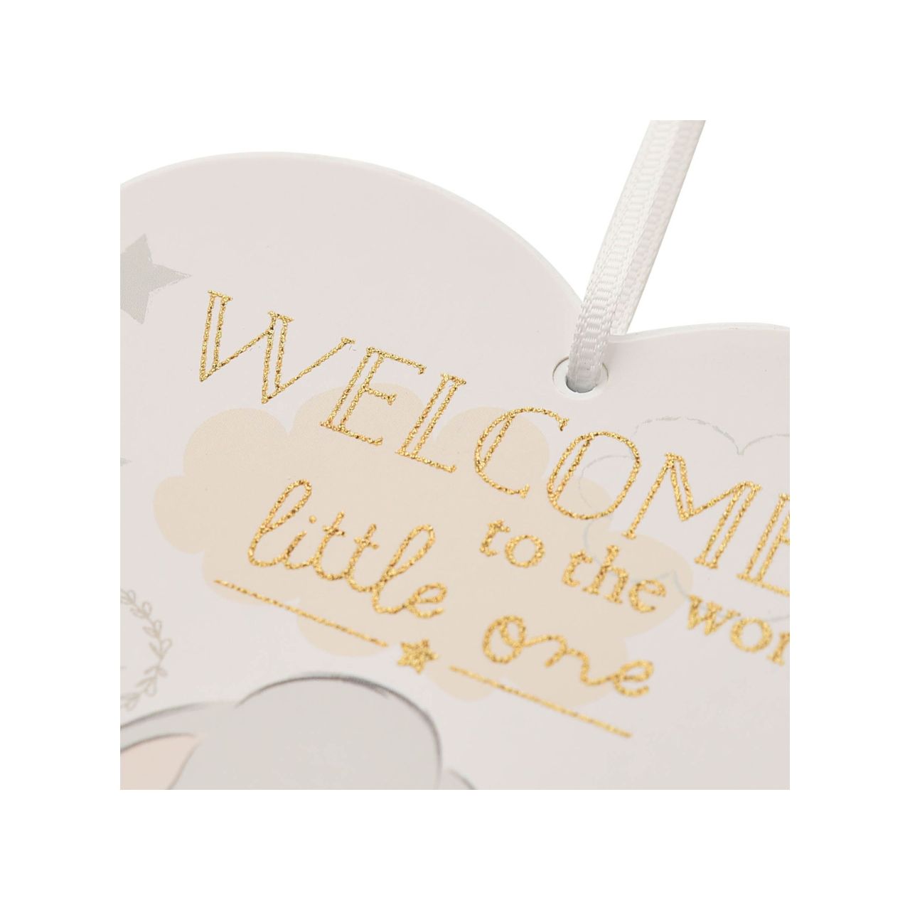 This enchanting heart plaque from Magical Beginnings makes a treasured keepsake designed with new-borns in mind.