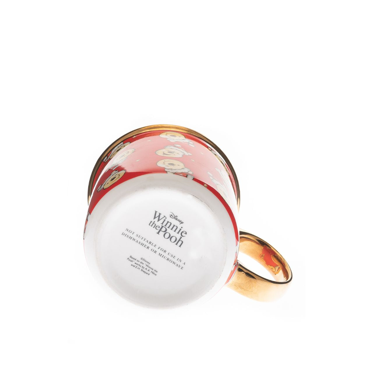 Disney Winnie Christmas Pattern Mug This Winnie the Pooh mug would make a cute and festive gift option this Christmas. Perfect for a cosy hot chocolate by the fireplace on Christmas Eve, this mug features a repeated festive pattern, and a gold electroplated rim and handle.