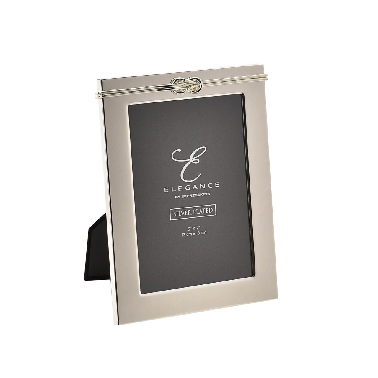 This delightful frame is a true statement piece in which to present treasured photographs at home.