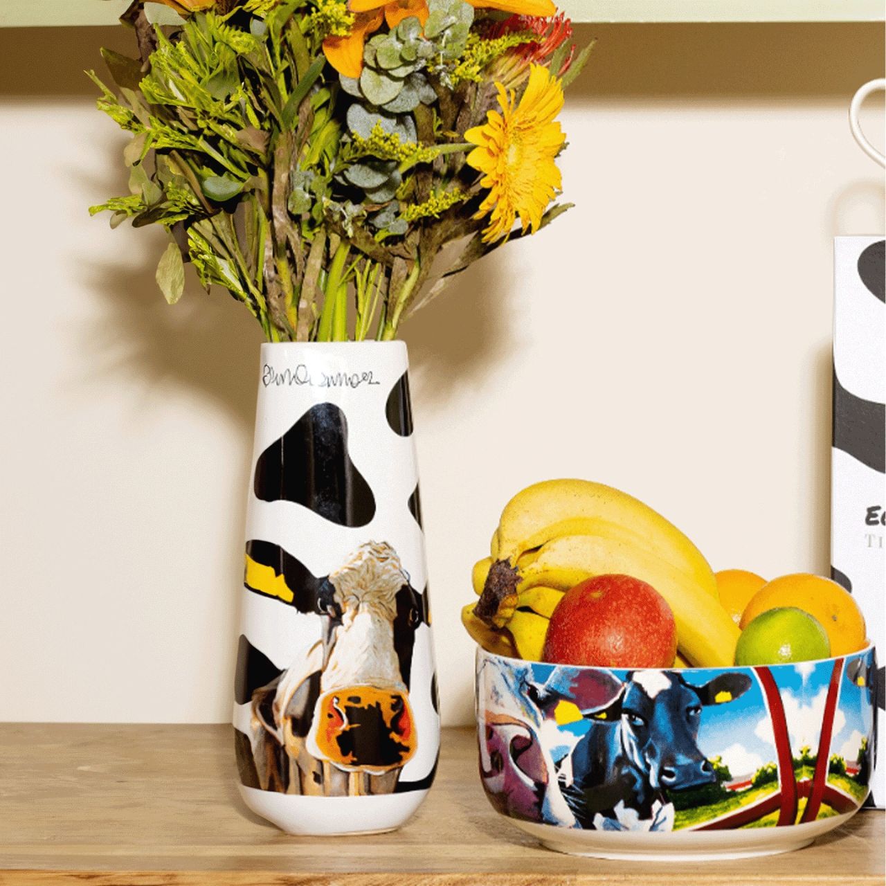 Tipperary Crystal in association with Irish Artist Eoin O Connor are delighted to present you our new Cafe Range. These high quality designs come wonderfully presented in funky rigid gift boxes... keepsakes in themselves! They make the perfect gifts for any occasion or a treat for yourself!!