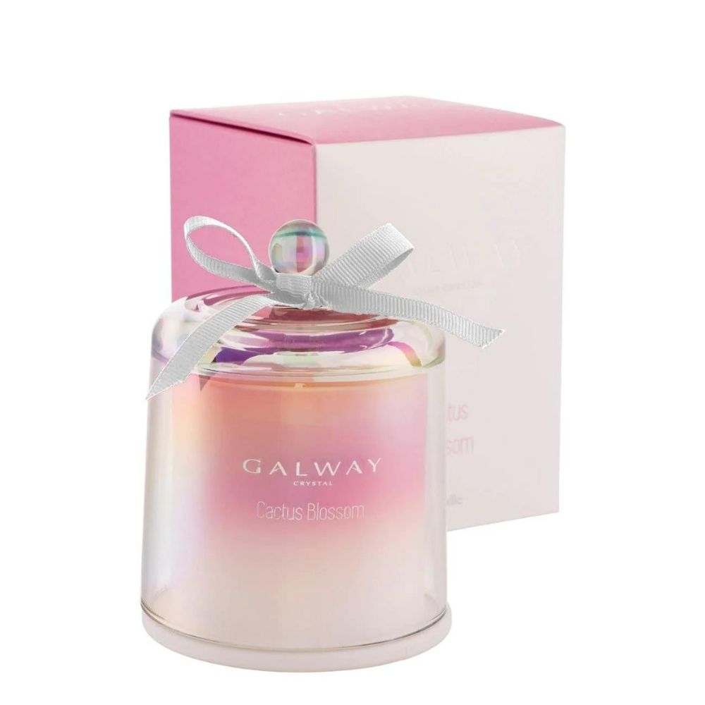 Cactus Blossom Candle by Galway Crystal Candles & Diffusers make the perfect house warming present. Enjoy the beautiful scent of Cactus Blossom with hints of fruit; a mixture of vanilla and lemon.