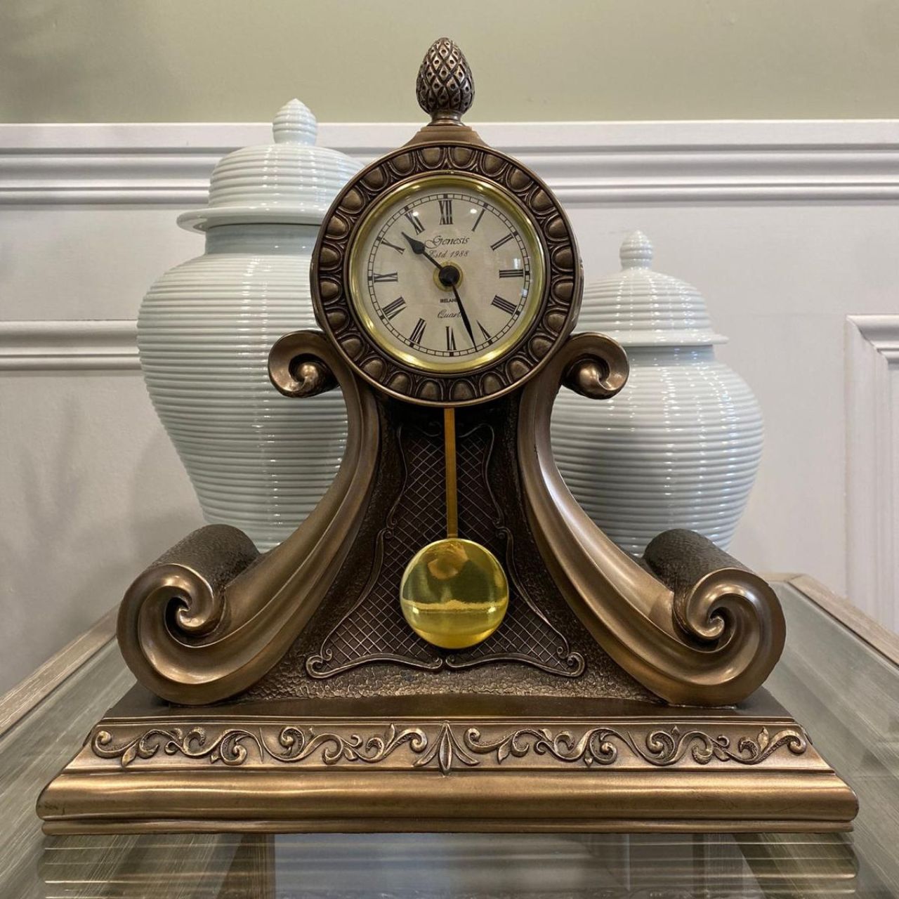 This large clock looks superb on the mantle piece and is one of the biggest clocks in the range. It has a brass swinging pendulum and batteries are included. Suitable gift for any special occasion.