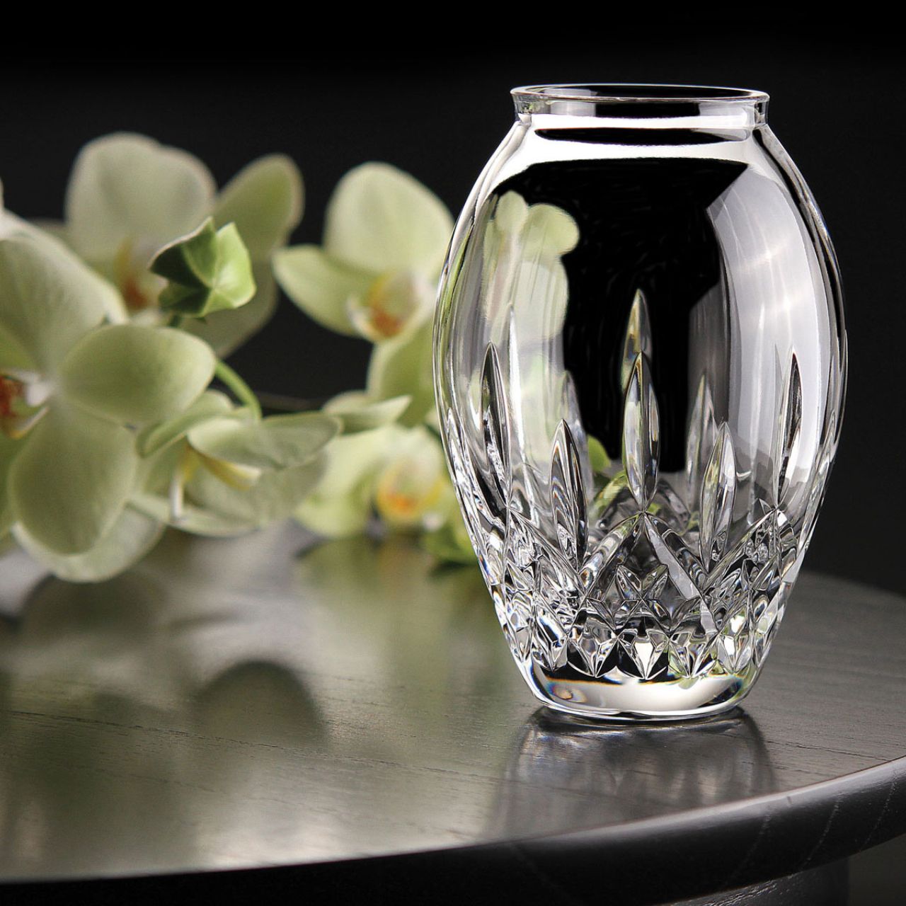 Giftology Lismore Candy 13cm Bud Vase by Waterford The Giftology collection features Waterford's best crystal gifts in compelling gift boxes designed in 5 different eye-catching colour schemes with opulent gold touches. We think of Giftology as the science of gift giving in a fast paced world.