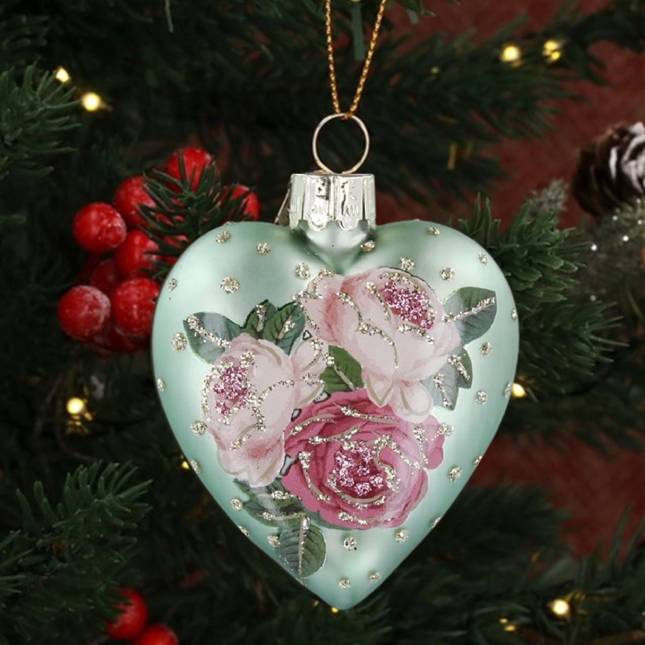 Browse our beautiful range of luxury Christmas tree decorations and ornaments for your tree this Christmas.