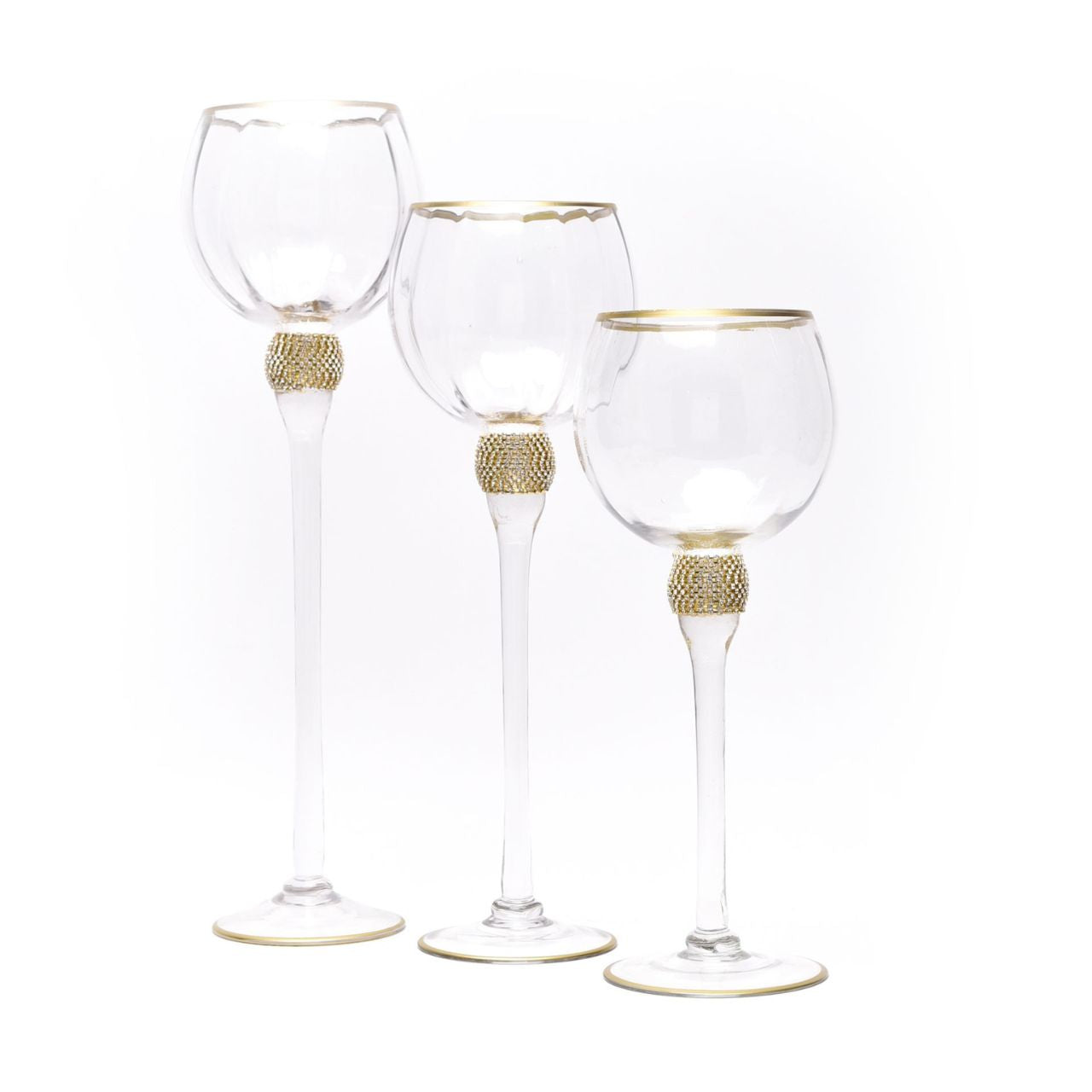 Set of 3 Diamante Goblets with Gold Detail A beautiful contemporary set of 3 glass goblets with gilt edges and golden diamante detail. From the Oasis collection by HESTIA® - create your own fabulous home haven.