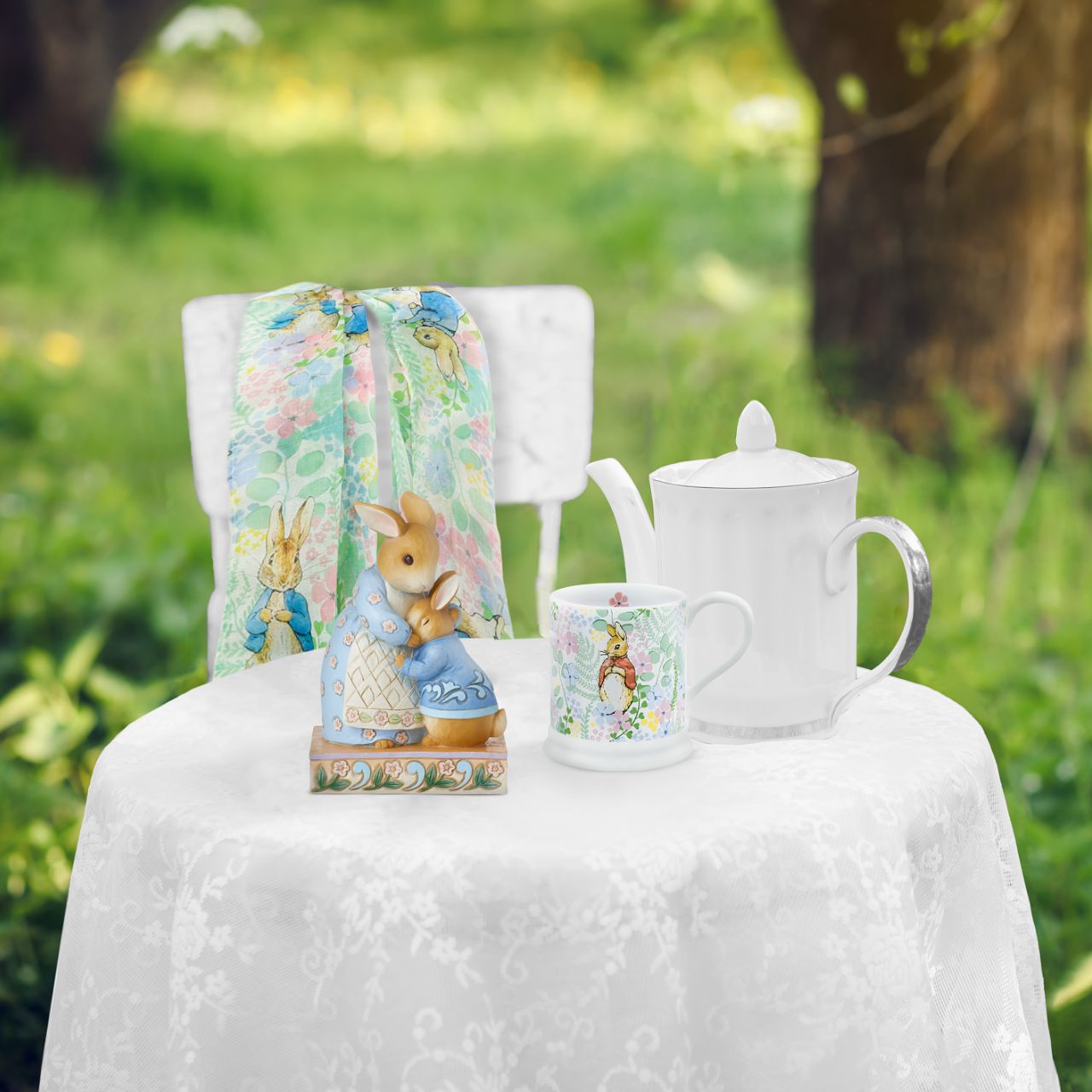 Jim Shore uplifts the treasured children's characters in this darling miniature. Beloved bunny, Peter Rabbit, melts into his mother's caring embrace. Holding her sweet boy close, she provides all the encouragement he needs for a day of adventuring.