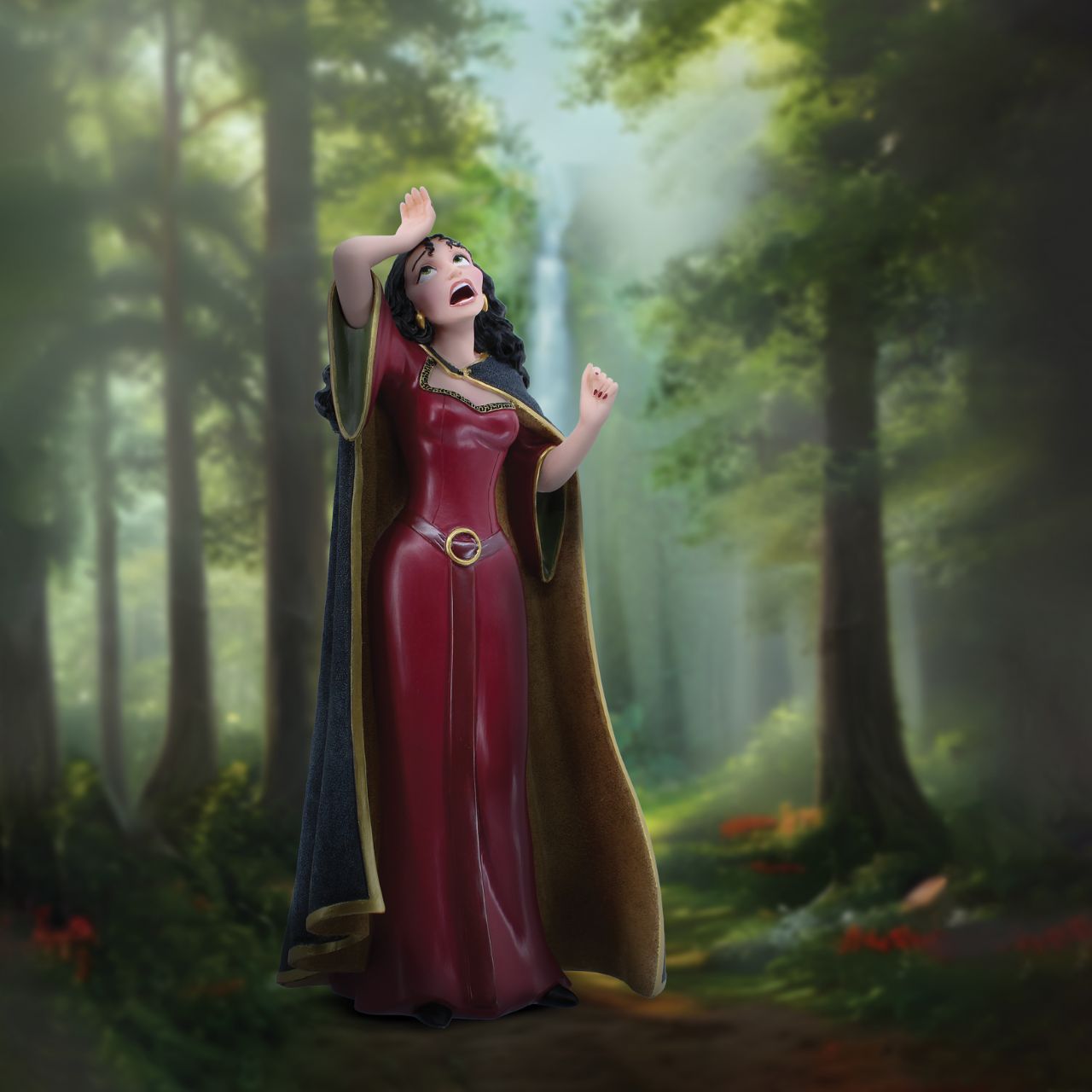 Celebrating the anniversary of Tangled, our Disney Showcase Collection presents the Mother Gothel Figurine. Capturing her theatrical character, the hand-painted beauty displays her signature attire, featuring a beautifully flocked cape.