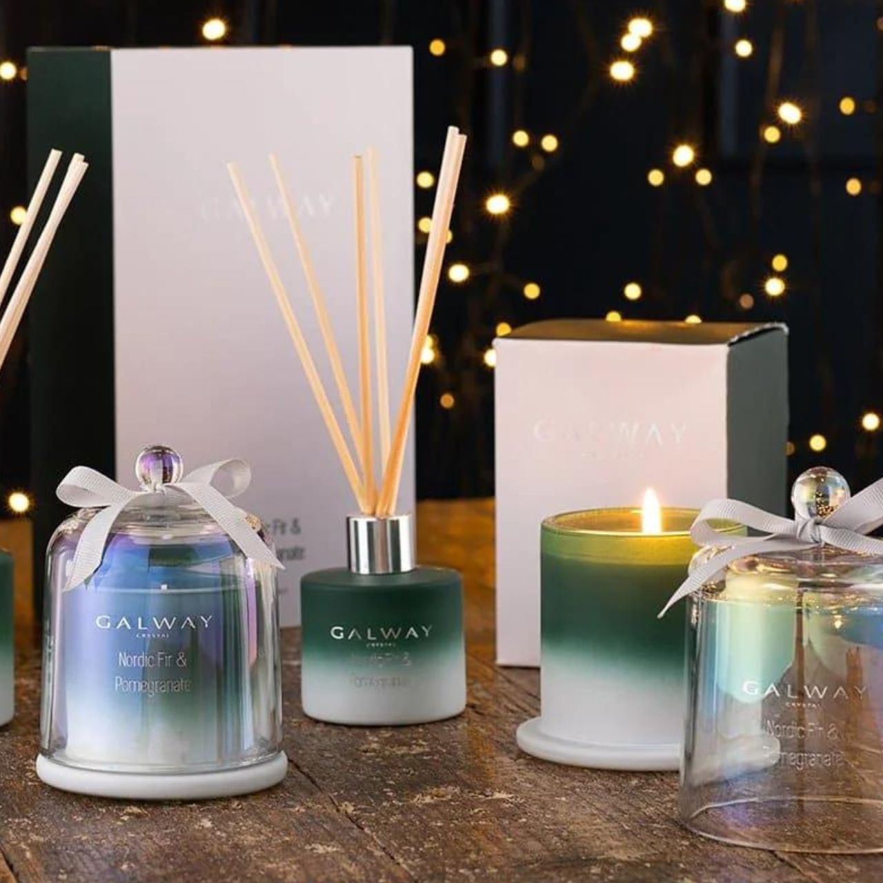 Galway Crystal Nordic Fir & Pomegranate Scented Candle Transport yourself to a special place with the perfect fragrance for your home. Our Nordic Fir & Pomegranate scent will transform any room and certainly set the right mood. Leafy green Eucalyptus & crisp pine top notes are delicately blended with middle notes of fruity pomegranate, delicate rosewood & citrusy bergamot.