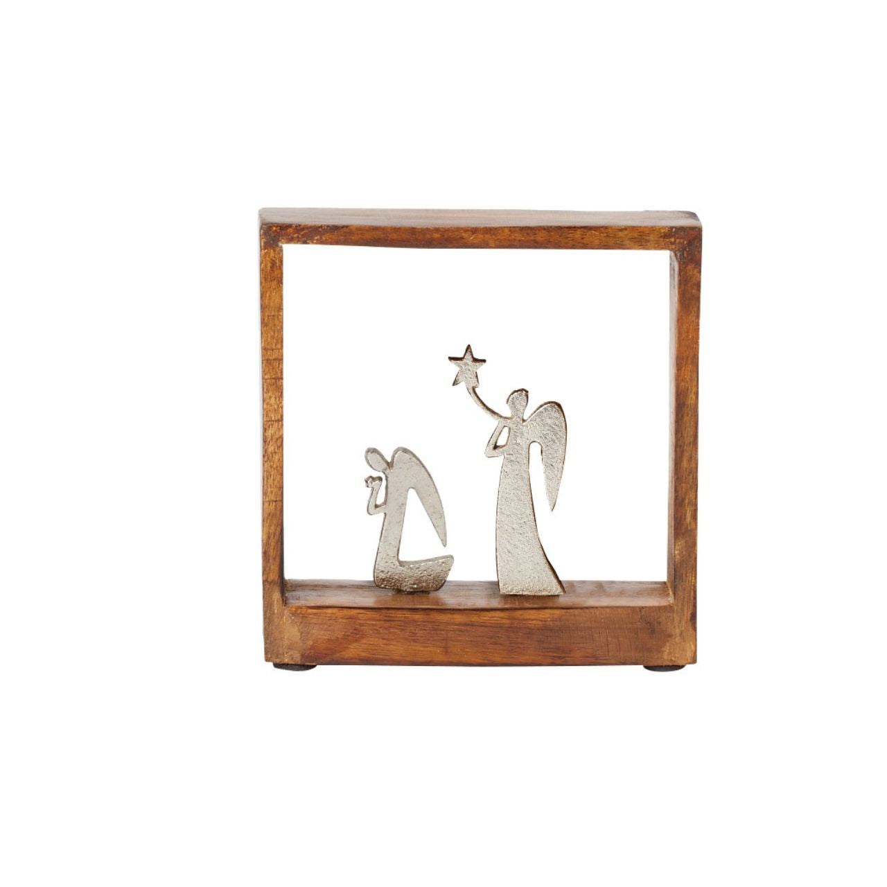 Artist Wendy Wiinanen, crafts memorable moments of intrigue from aluminium and wood. This beautiful three piece set shows the three kings and angels praising holy family, while Mary and Joseph happily looking at baby Jesus.