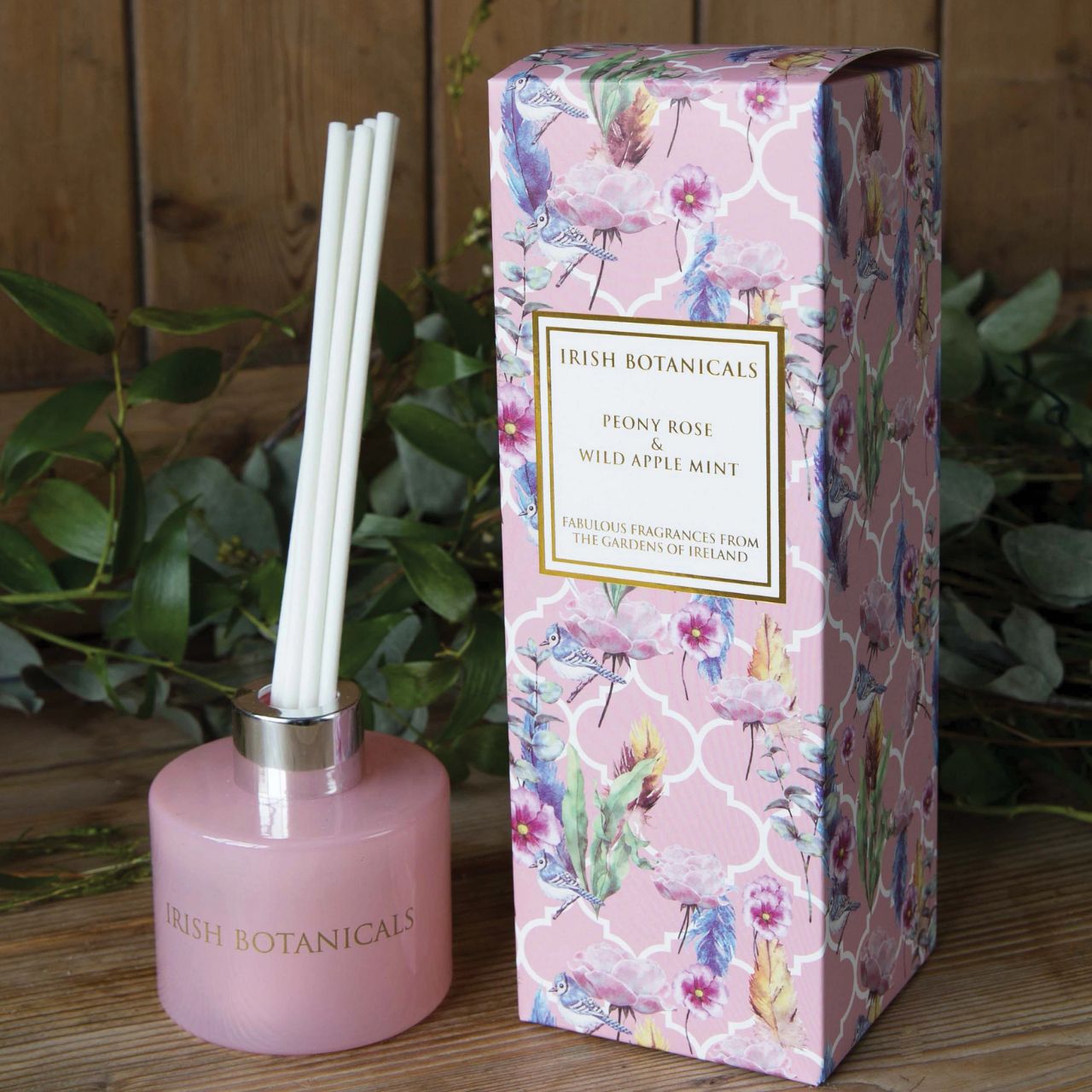 What is more fabulous than a peony rose? A peony rose and fresh apple mint .... one word ... gorgeous! Beautifully packaged in our Irish Botanicals signature gift box. Last for up to 45 days. 6 reed sticks provided. Turn weekly to renew scent throw.