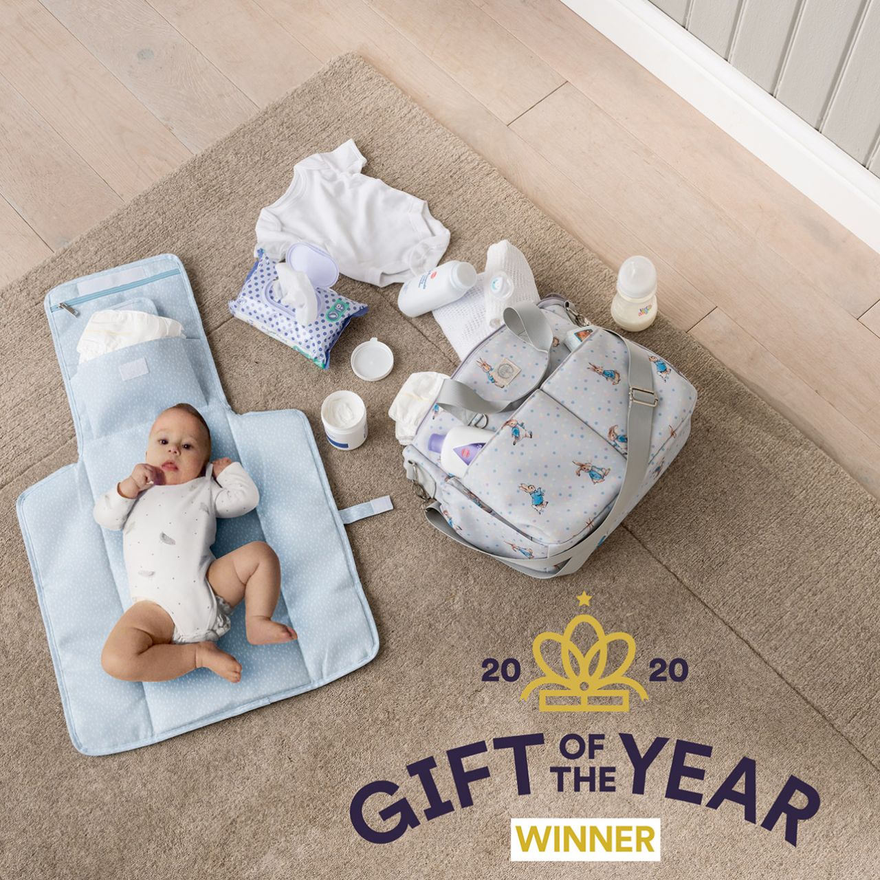 This fold out Peter Rabbit changing mat is both adorable, practical and essential for quick trips out with your baby. The changing mat has been designed to take you seconds to unwrap and use when you are on the go, helping to spend more time on the things you love doing with your baby.