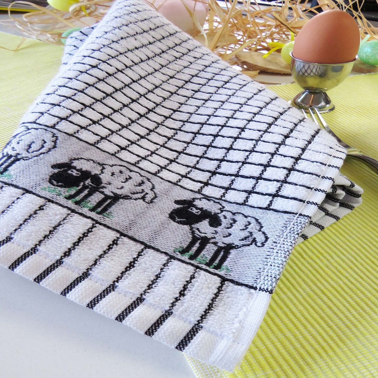 Our ultra-absorbent Sheep Jacquard woven Poli-Dri tea towel was first developed over forty years ago. It leads in absorbency and has proven to be significantly softer than any of its competitors.