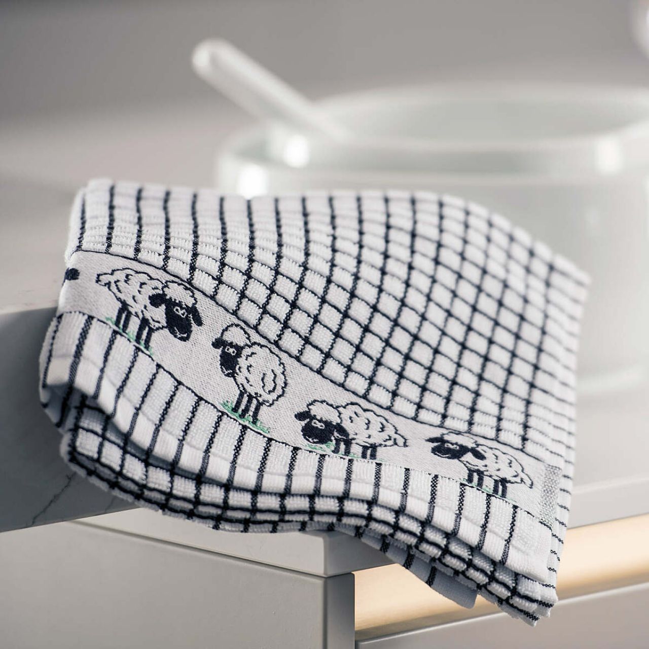 Our ultra-absorbent Sheep Jacquard woven Poli-Dri tea towel was first developed over forty years ago. It leads in absorbency and has proven to be significantly softer than any of its competitors.