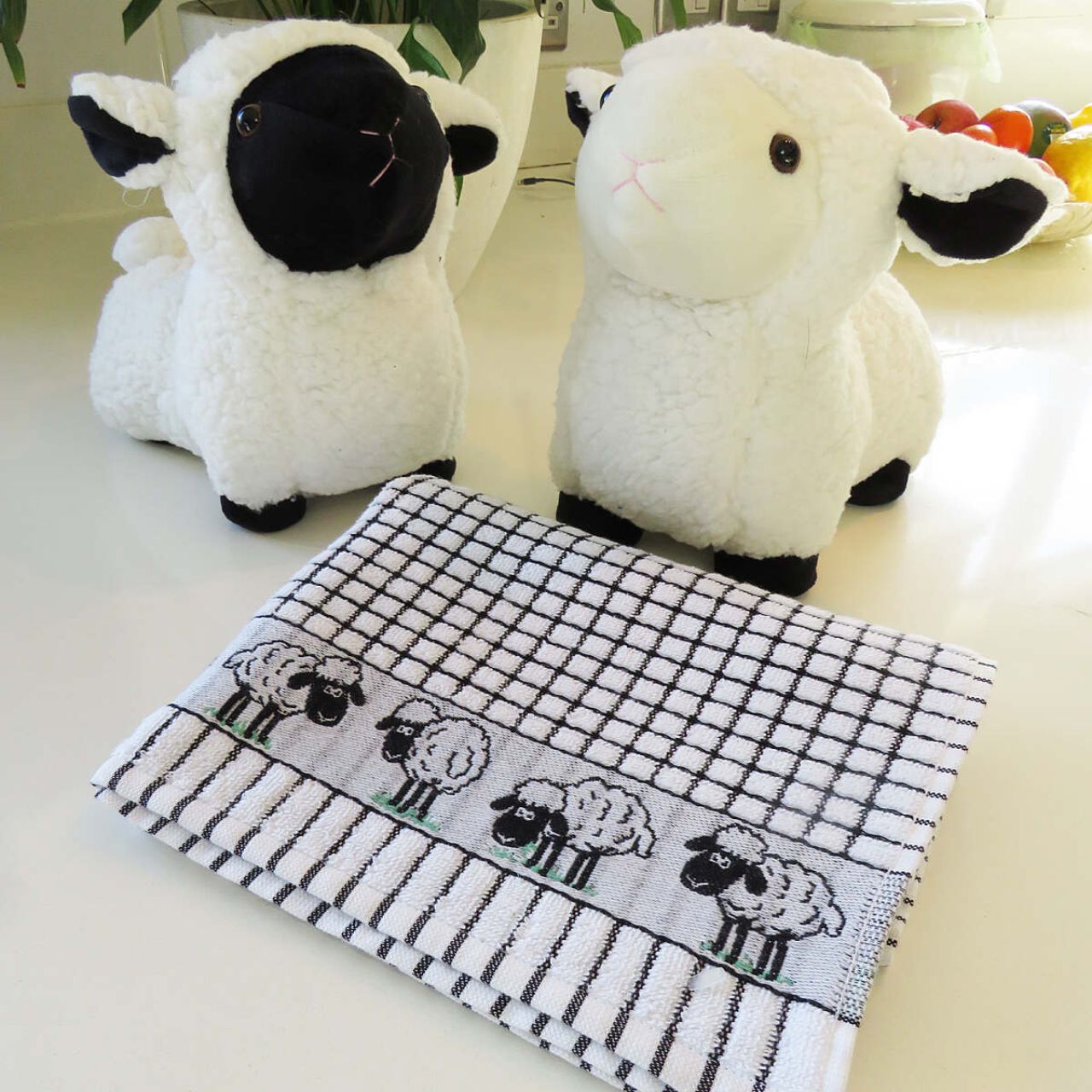 Our ultra-absorbent Sheep Jacquard woven Poli-Dri tea towel was first developed over forty years ago. It leads in absorbency and has proven to be significantly softer than any of its competitors.