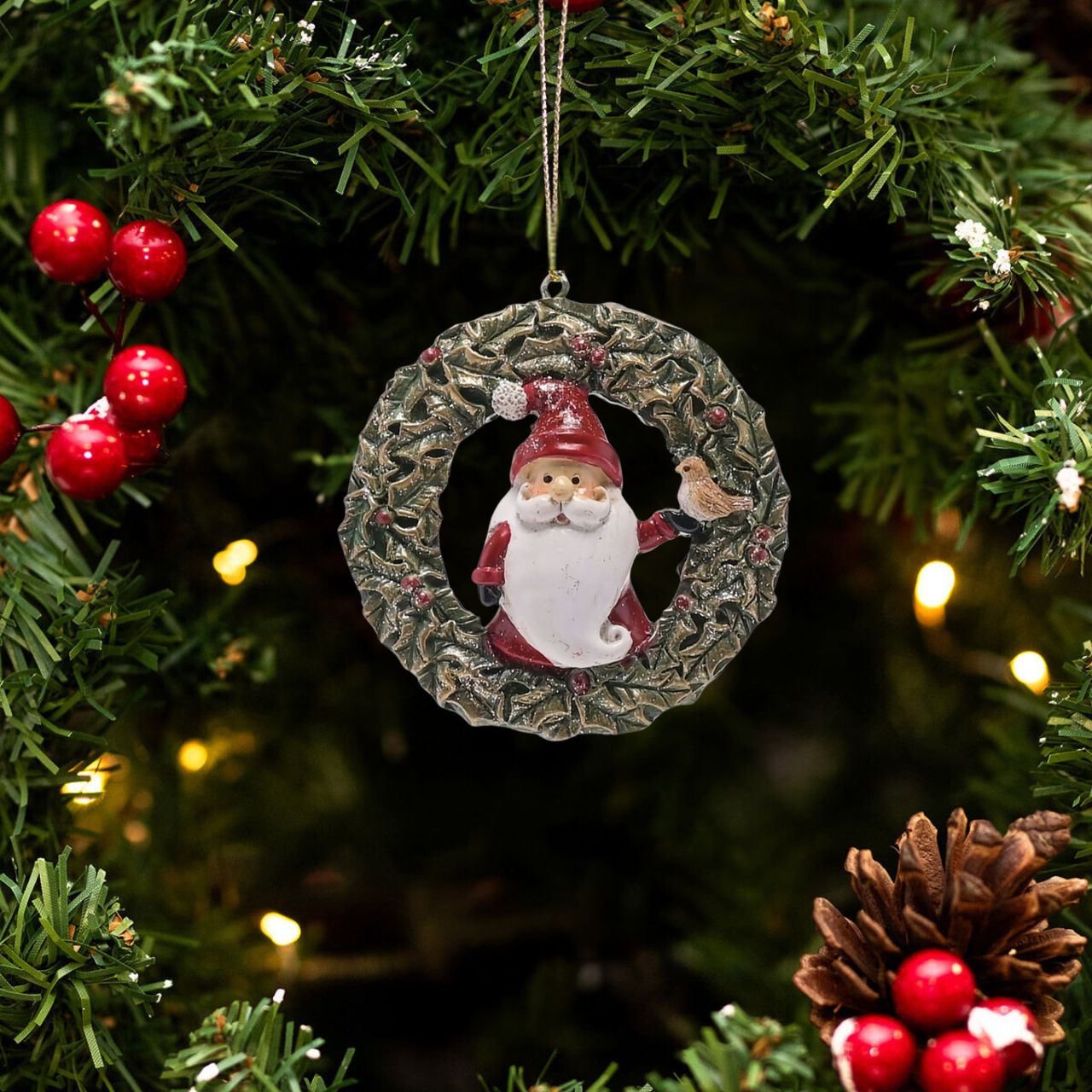This standout decoration takes centre stage when displayed on the Christmas tree.