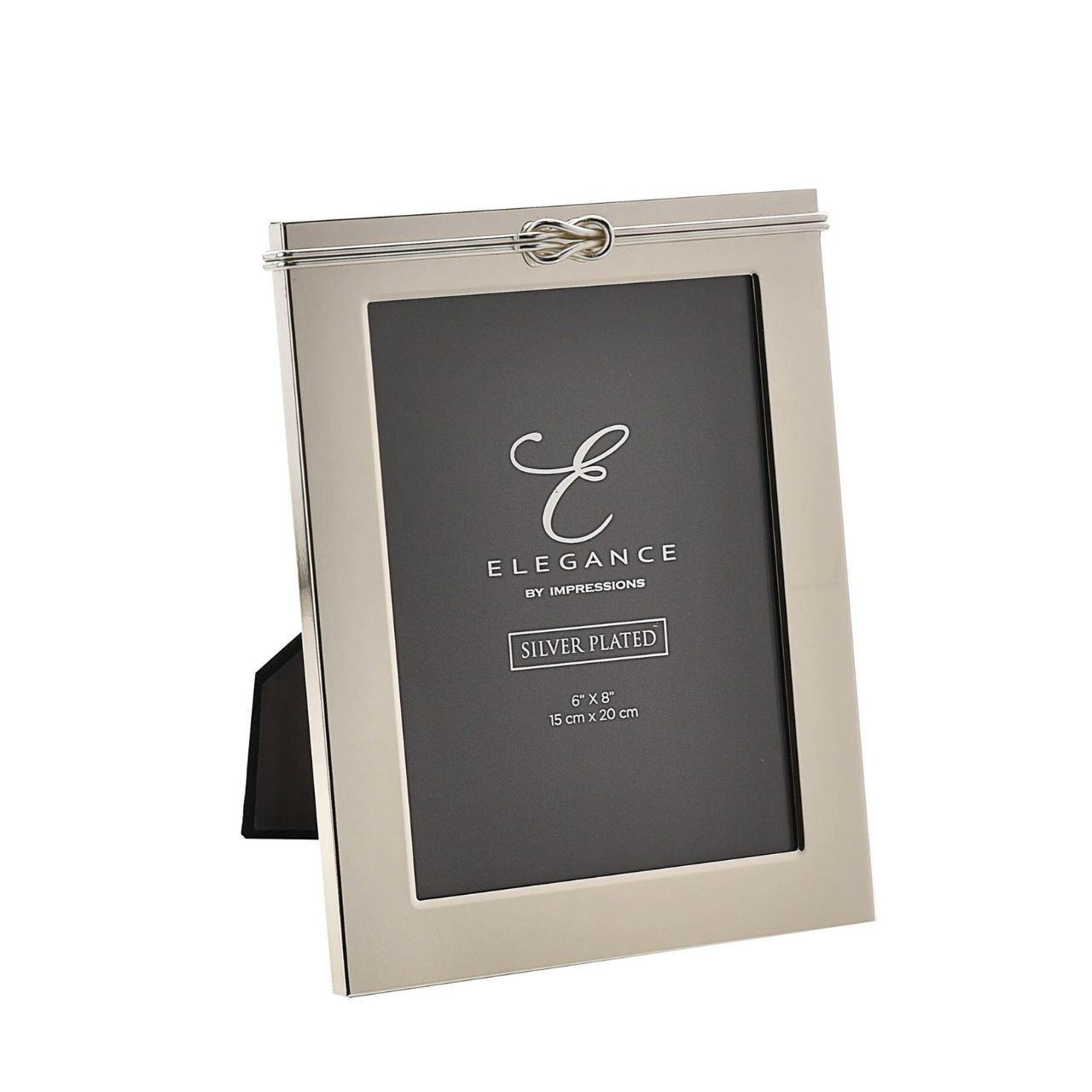 This delightful frame is a true statement piece in which to present treasured photographs at home.