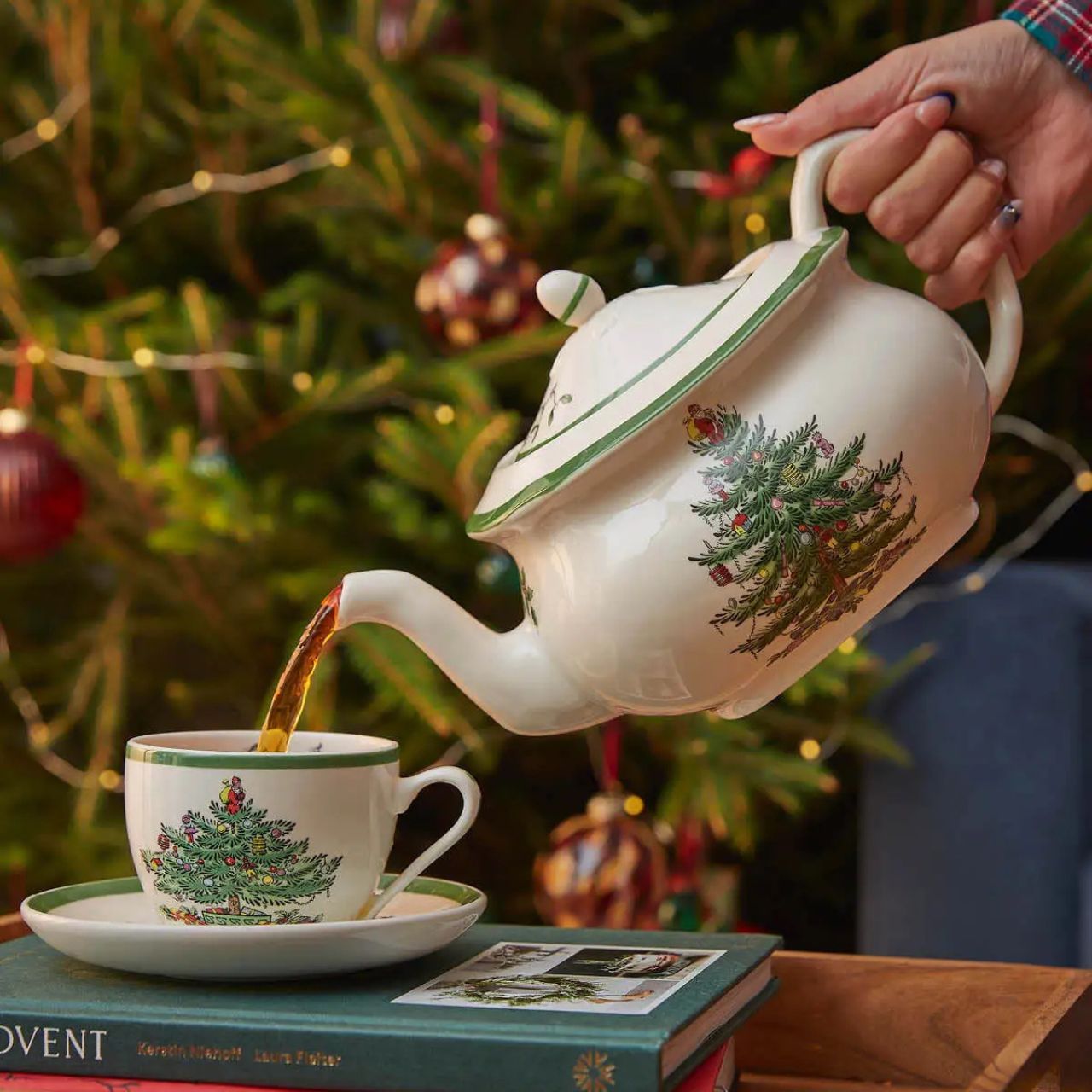 This is a lovely teapot, one which we can bring out every Christmas time.