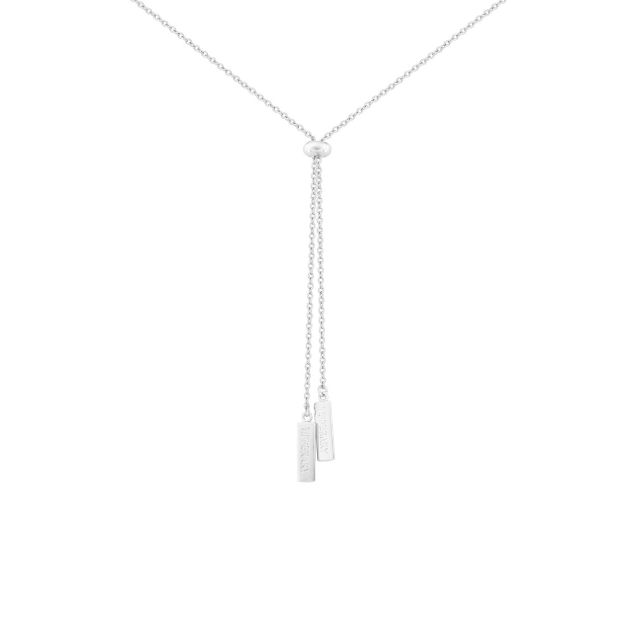 Embrace celestial elegance with this exquisite Angel Wing Heart Silver Pendant from Tipperary. Crafted with refined craftsmanship, the delicate design combines protective angel wings with a graceful heart, symbolizing love and spiritual guidance.