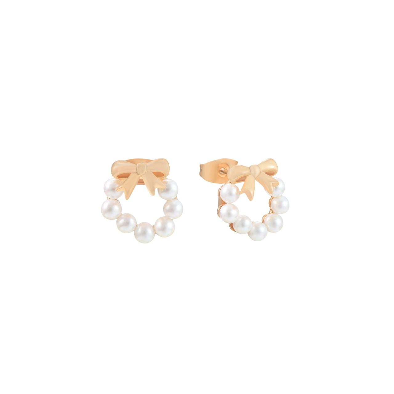 The Tipperary Bow Pearl Earrings in Gold showcase expert craftsmanship with a graceful bow design paired with luminous pearls. These earrings offer a sophisticated yet understated look, ideal for enhancing both everyday wear and special occasions.