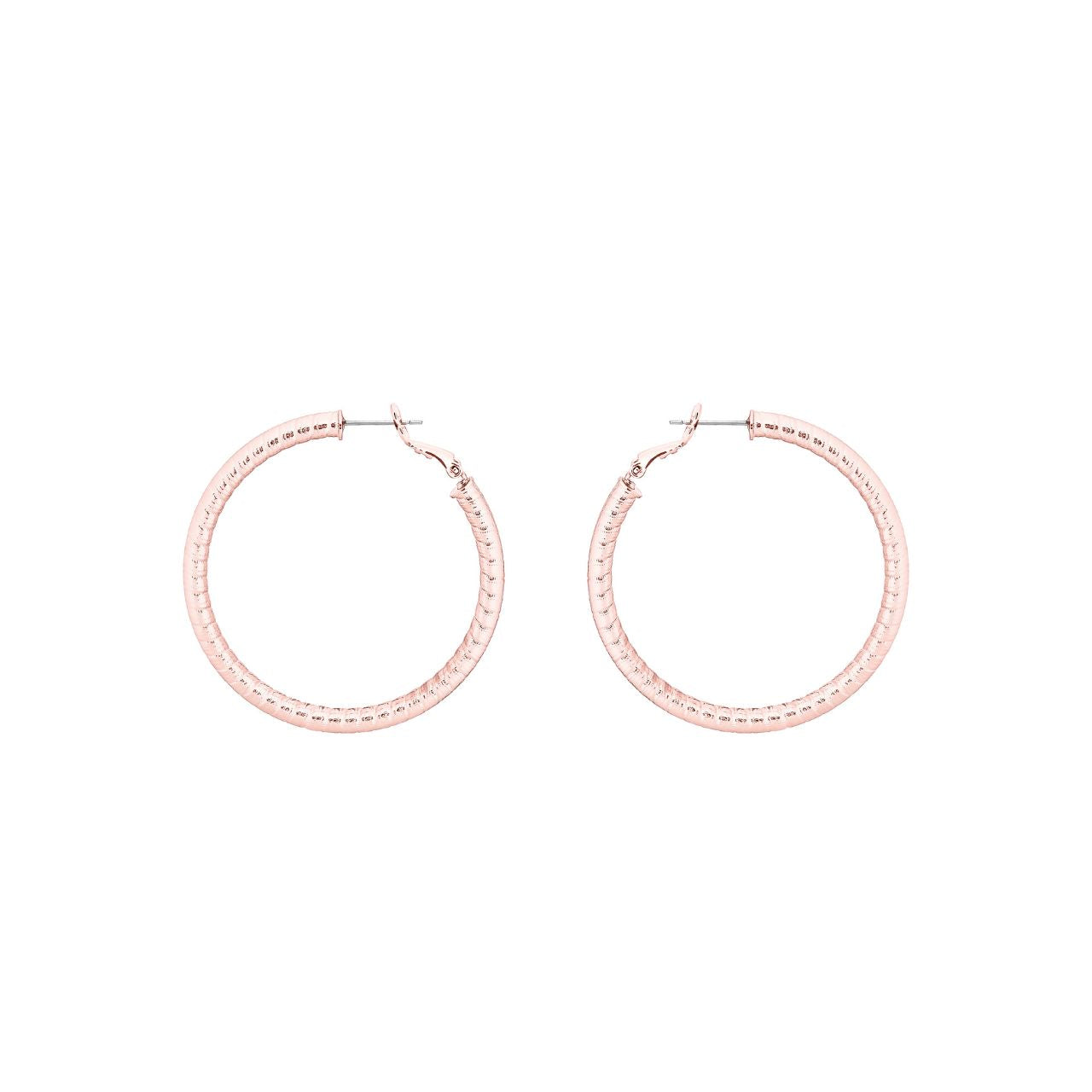 Hoop Silk Thread Rose Gold Earrings by Tipperary Add some elegance to your jewelry collection with Tipperary's Hoop Silk Thread Rose Gold Earrings. The luxurious design is crafted with precise detail, and the soft silk threads give an effortless look. Enjoy the perfect touch of glamour with these timeless earrings.