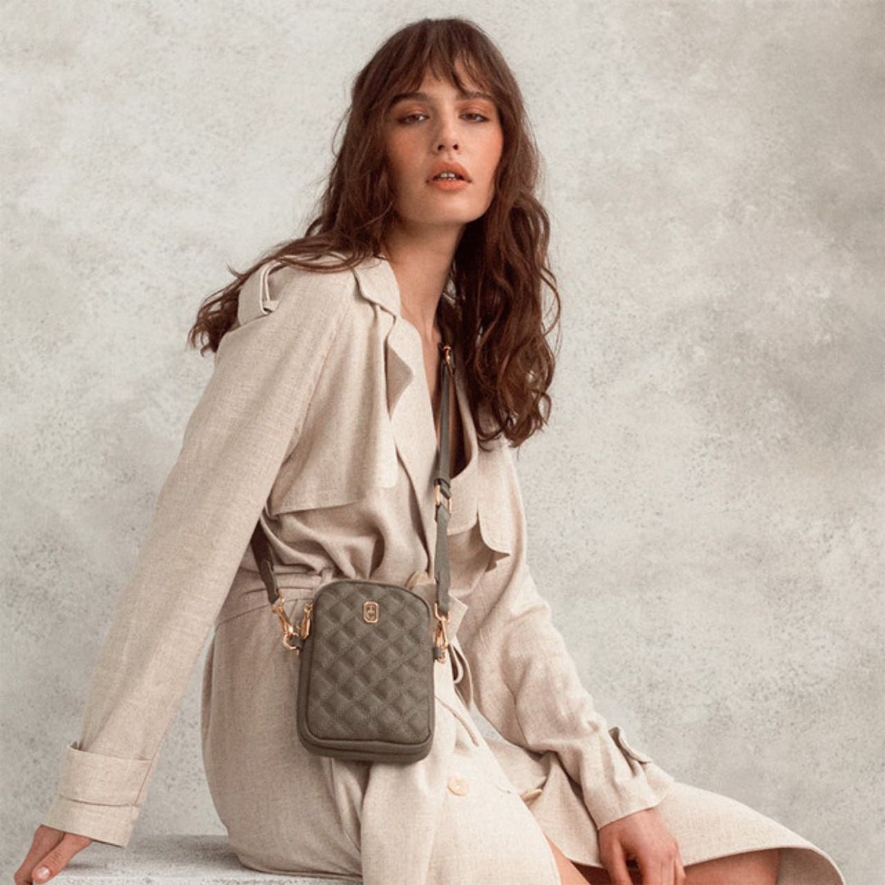 The Tipperary Palermo Mini Cross Body Bag in Olive is the perfect accessory for the on-the-go individual. Made by Tipperary, a trusted brand, this bag features a stylish design and is durable for everyday use. With its compact size, it's ideal for carrying essentials while keeping hands free. Stay fashion-forward with this new release.