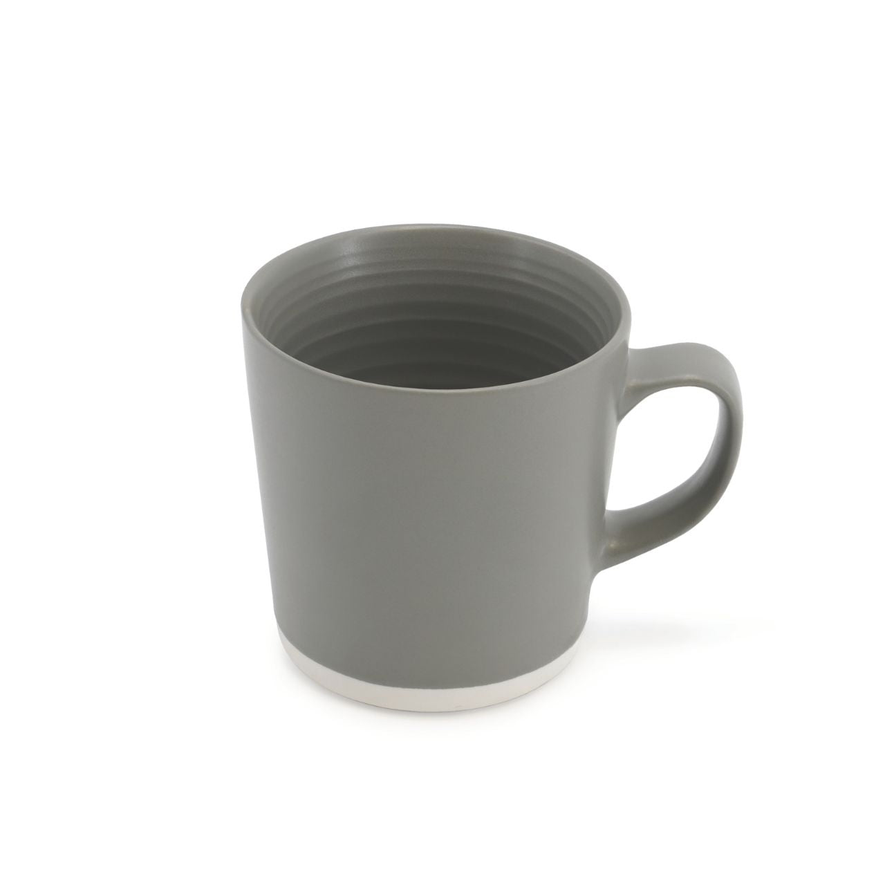 Discover the refined elegance of the Tipperary Pottery Mug Set, featuring six beautifully crafted mugs with a minimalist design and a gentle colour scheme. These high-quality pottery mugs, adorned with soft, muted tones, seamlessly blend into any décor, offering both beauty and durability.