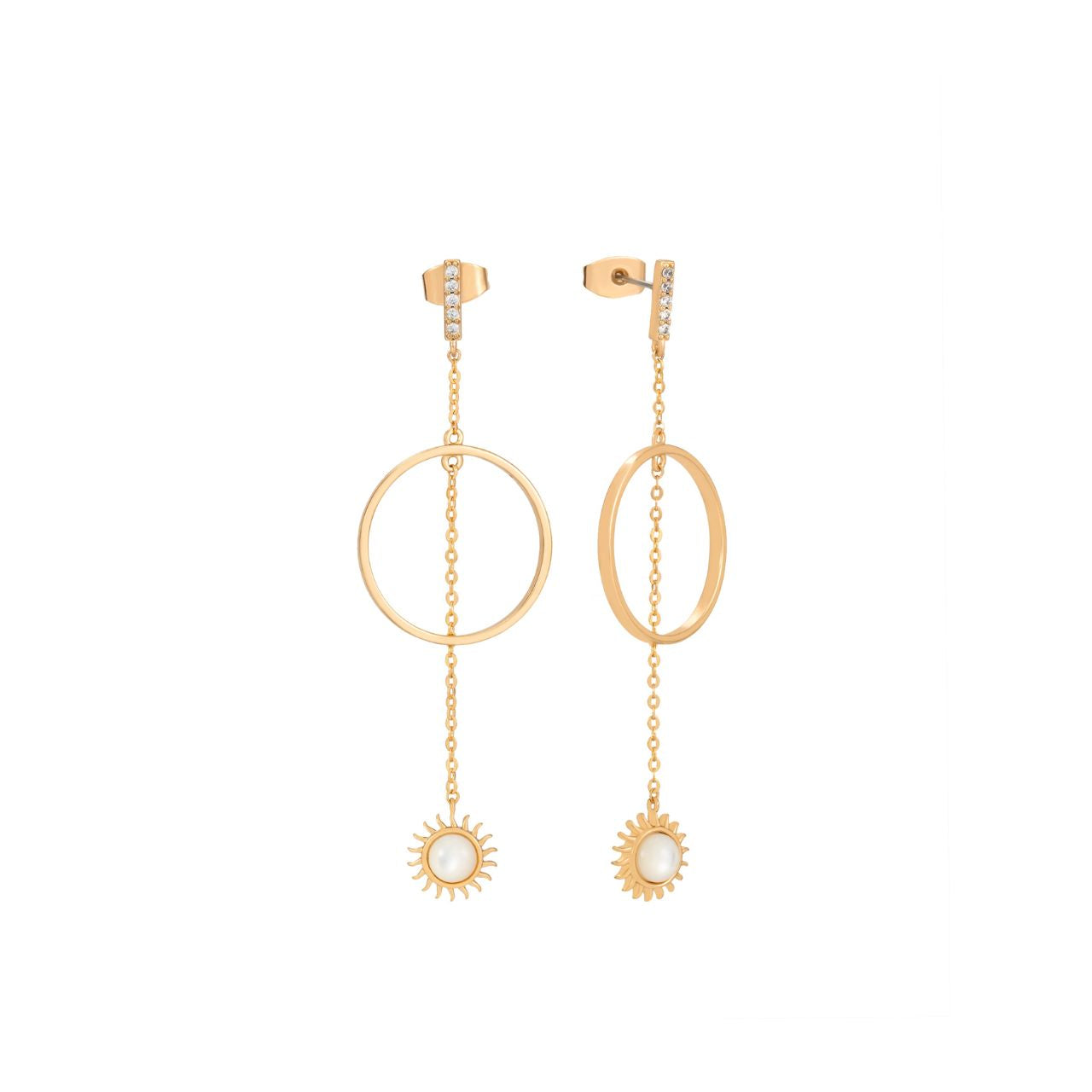 Experience the radiance of the sun with our new Soleil jewellery collection. Our designs capture the positivity, joy & warmth of the sun. Brighten up your day every day. Discover delicate earrings, pendants, bracelets and bangles. Perfect to achieve a simple but glamorous look.