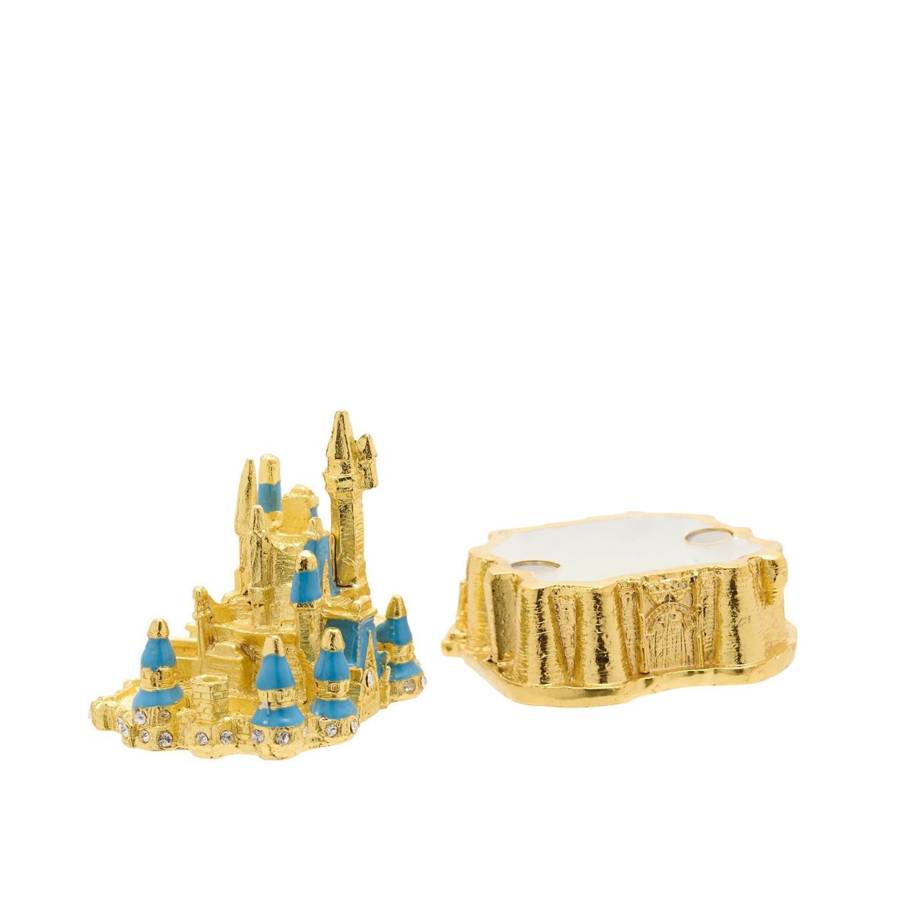Painted in a predominantly gold colour with shiny embellishments that stand out beautifully, this trinket box is a wonderful ornament to complement any bedroom, mantelpiece, or cabinet.