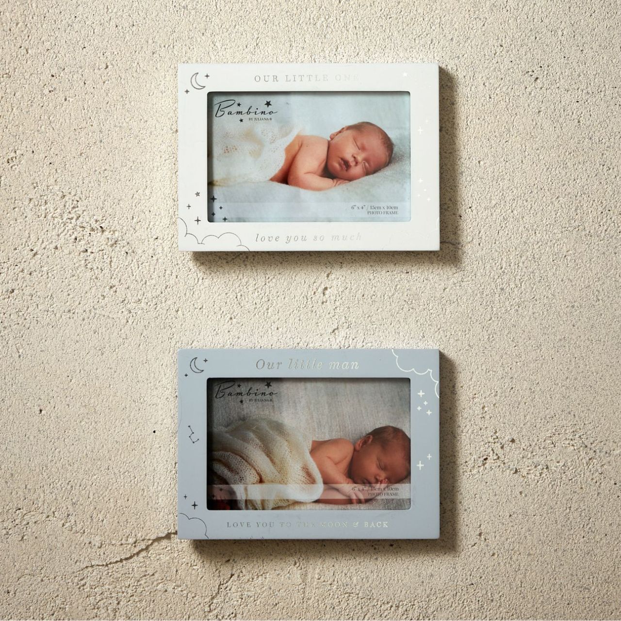 This exquisite landscape frame is an optimal way to beautifully present the photographs of a new-born son.