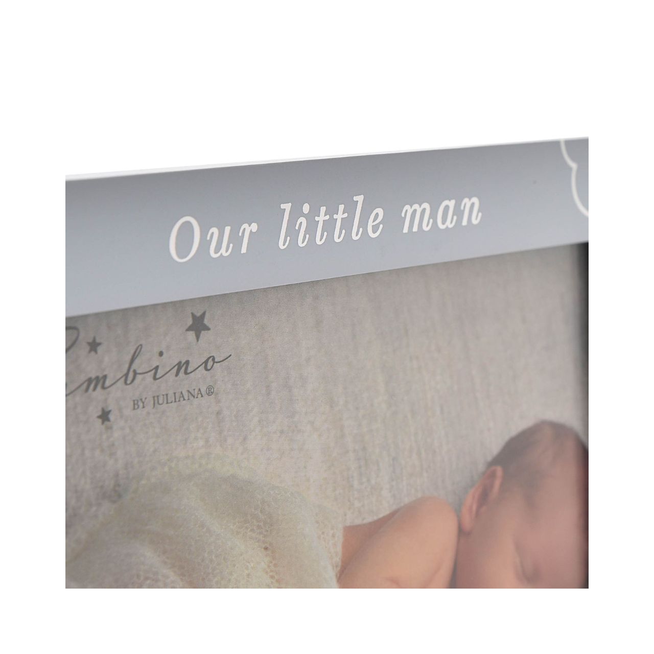 This exquisite landscape frame is an optimal way to beautifully present the photographs of a new-born son.