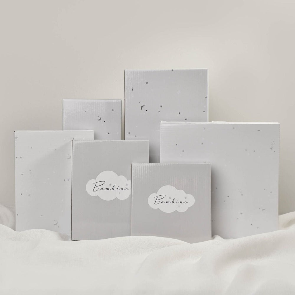 Bambino Silver Finish Frame - Teddy Blue Mount 4" x 6" A gorgeous 4" x 6" (10 x 15 cm) nickel plated silver finish BAMBINO BY JULIANA® photo frame with a blue mount. The photo frame is embellished with a crystal finished silver teddy bear icon. Complete with a standing strut.