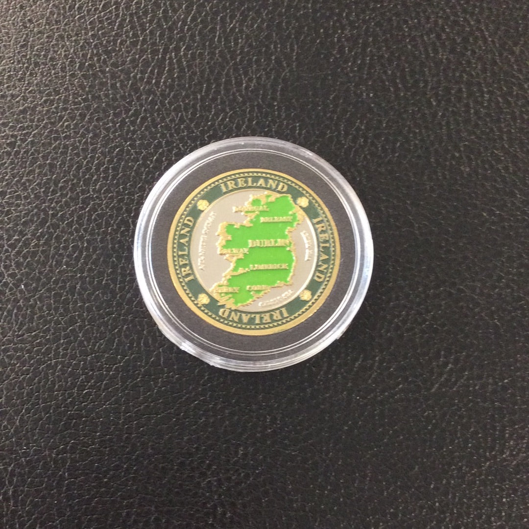 Celtic Cross Coin Diameter: 26 mm Comes housed in a hard plastic case