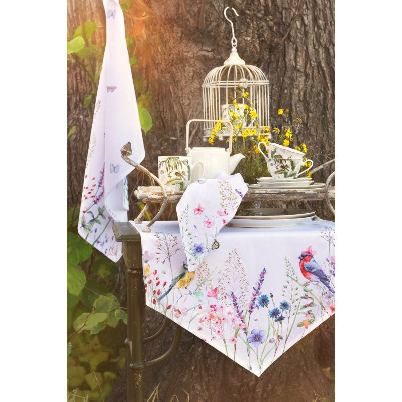 Clayre & Eef Rectangle Tablecloth Country Style White, Green, Red Cotton Rectangle Tablecloth Table Cover