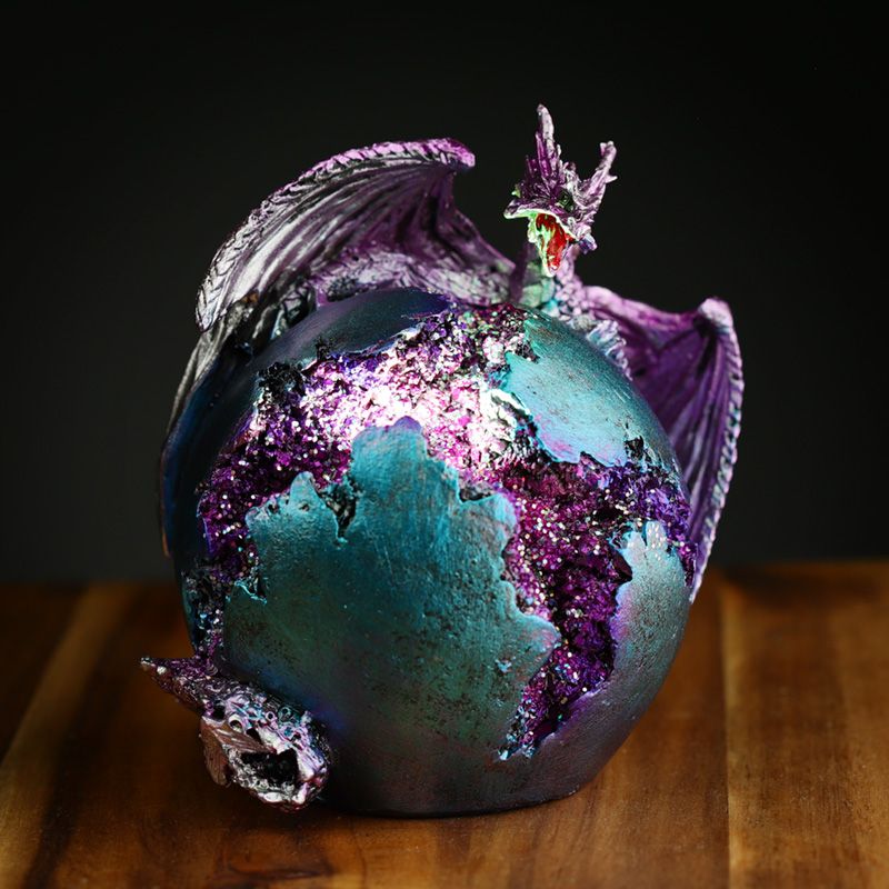 Dark Legends LED Geode Dragon Egg - Purple