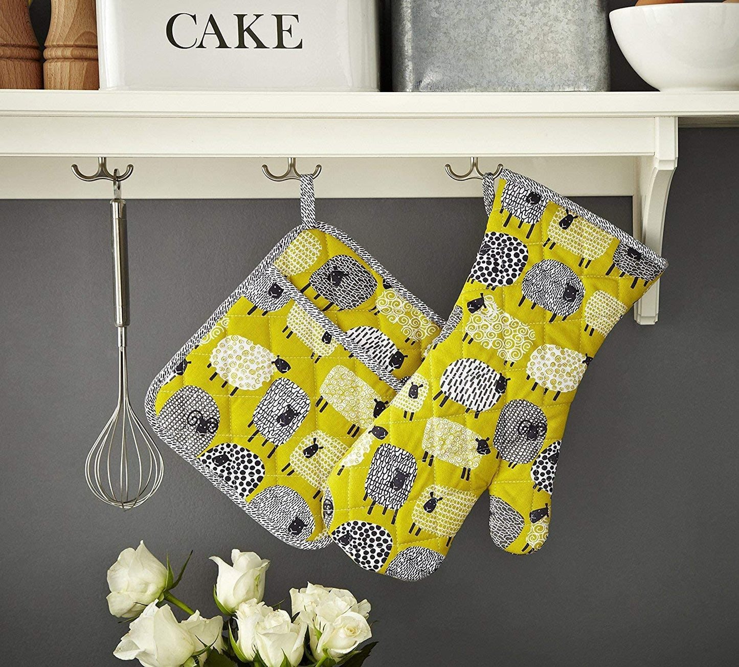 Dotty Sheep Gauntlet by Ulster Weavers
