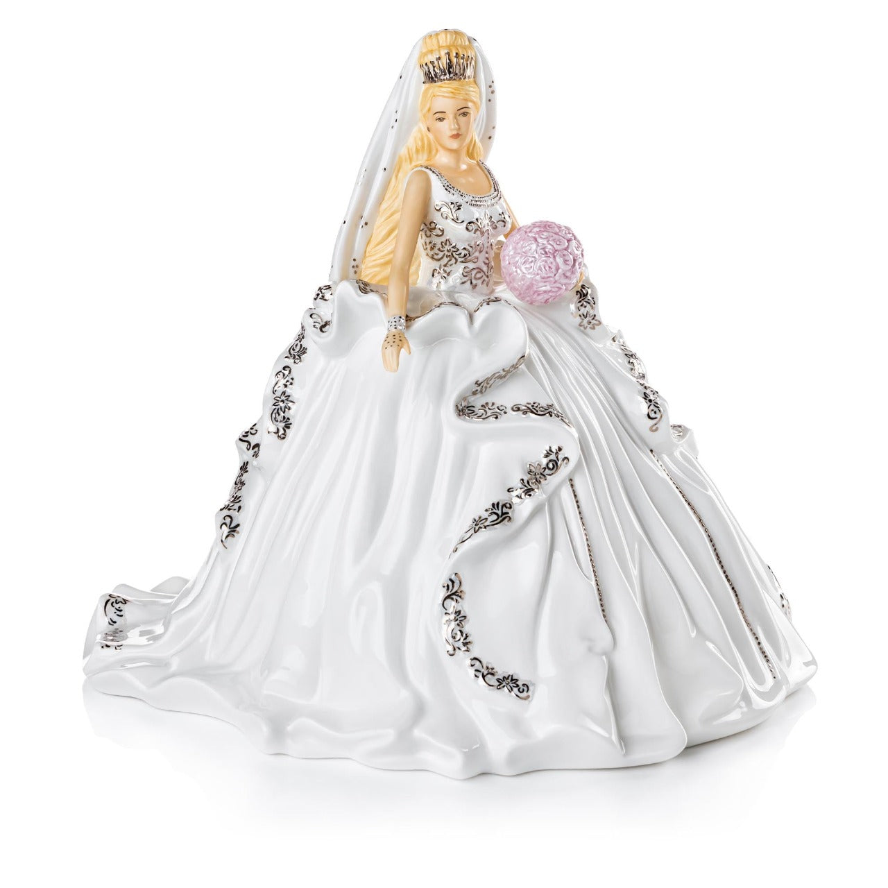 English Ladies Gypsy Affection Blonde Gypsy Affection is the latest edition to the range and comes in both blonde and brunette and also in mini-figures. This gorgeous figurine stands out from the crowd with stunning gold details throughout the dress and on her beautiful crown.