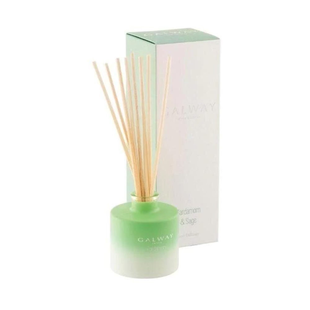 Cardamom & Sage Diffuser by Galway Crystal Candles & Diffusers make the perfect house warming present. Enjoy the beautiful scent of Cardamom & Sage, with a mixture of sweet, and woody scents combined with the fresh smell of mint.
