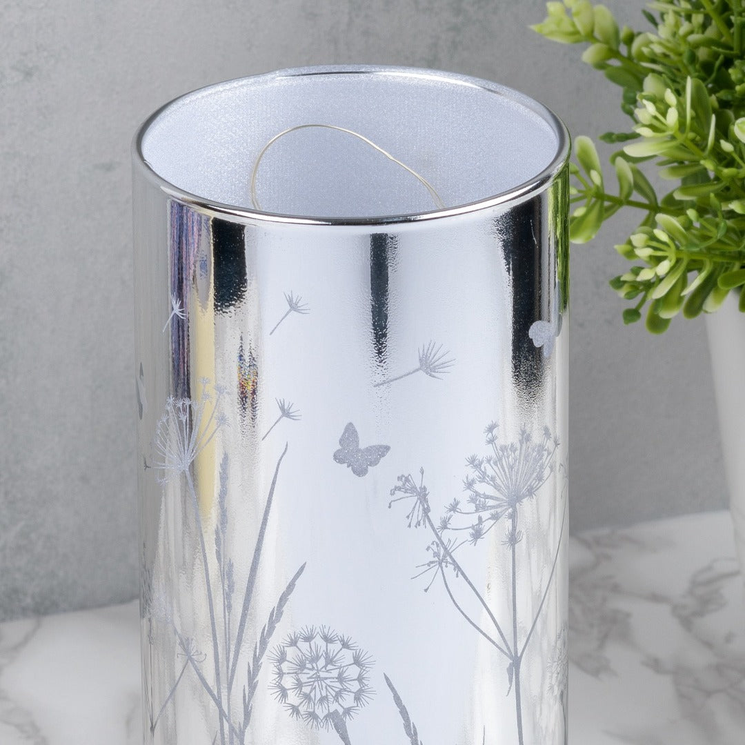 Glass Flower Design LED Light Tube 20cm A stunning and elegant monochrome 20cm LED light tube from HESTIA®'s Silver Luxe collection.
