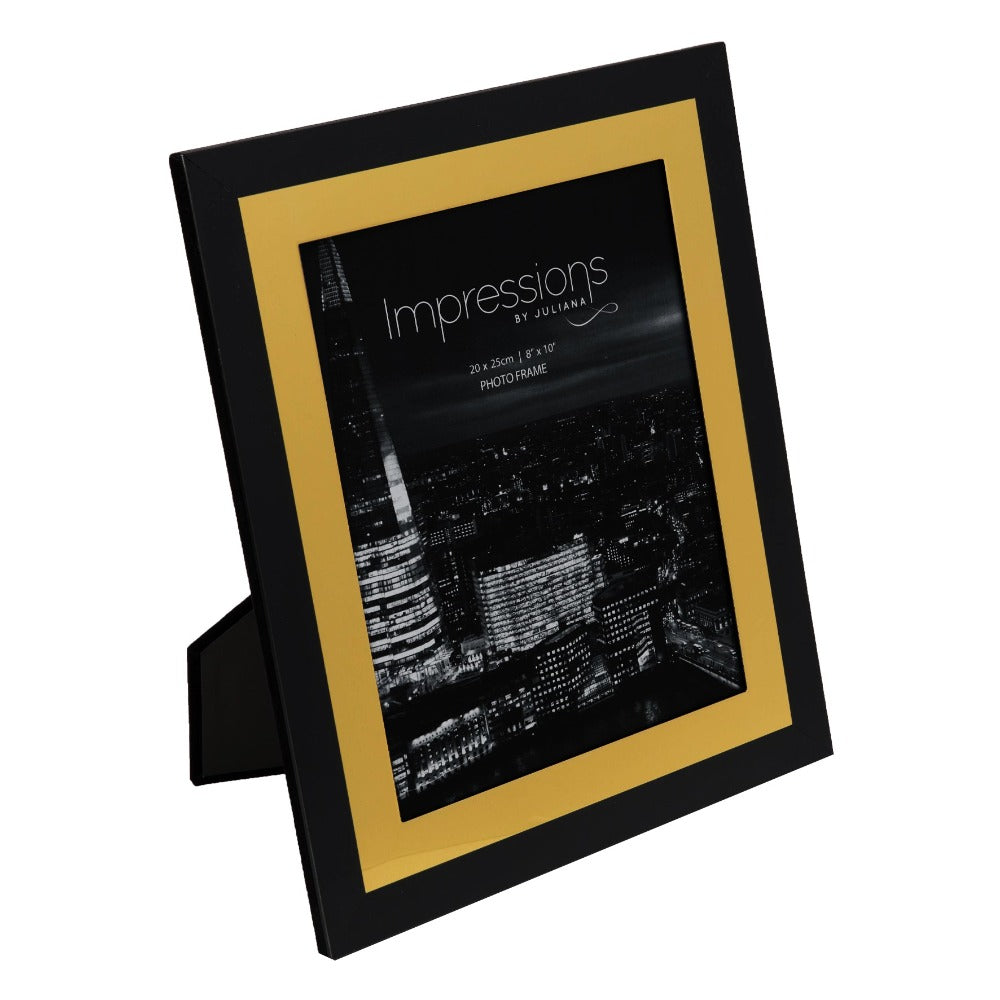 Impressions Aluminium Photo Frame Black Outer Rim 8” x 10” A contemporary two tone matt black and brushed gold aluminium photo frame. From IMPRESSIONS® - letting your photos speak their thousand words.